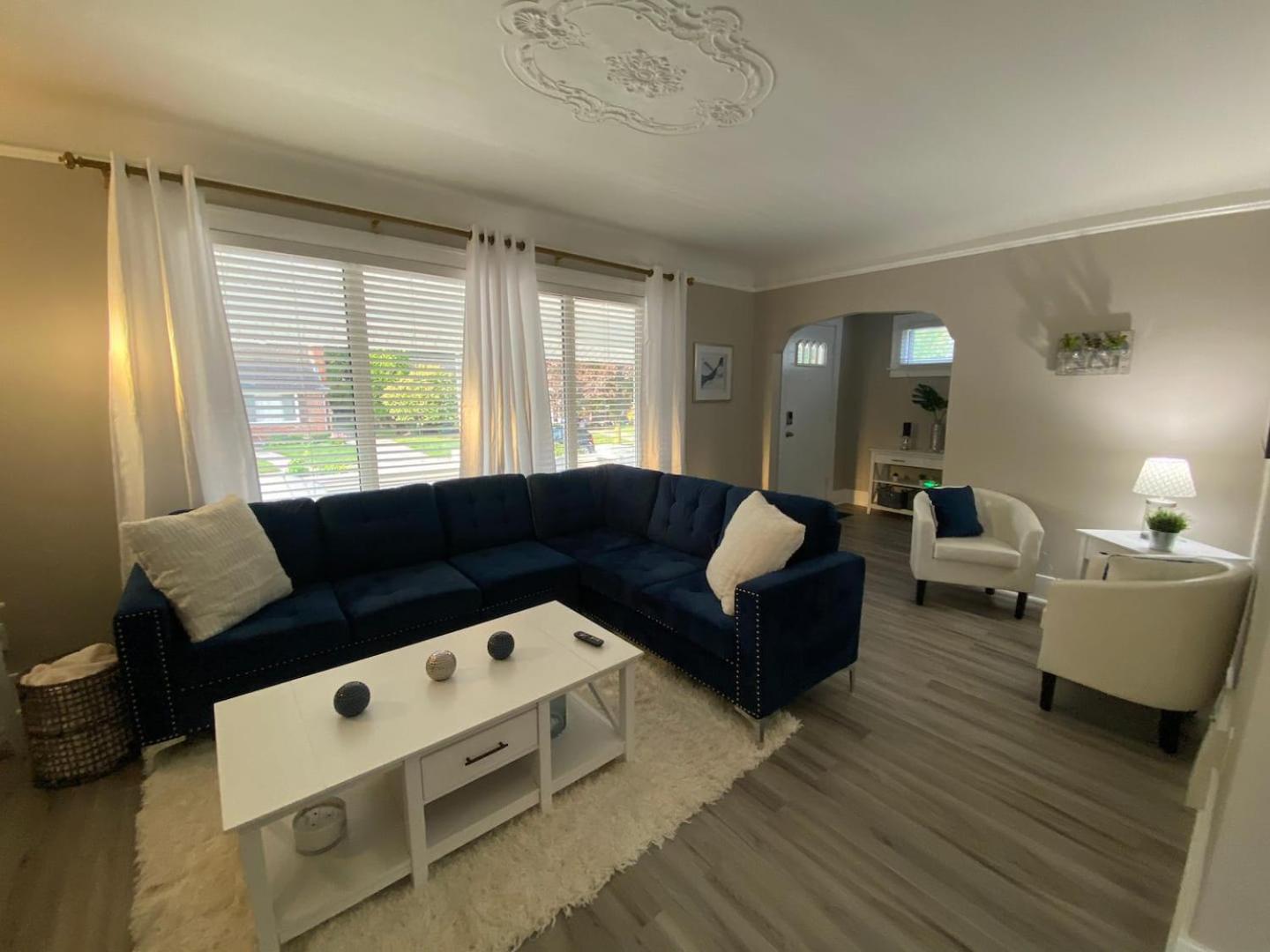 Three-Bedroom House photo 1