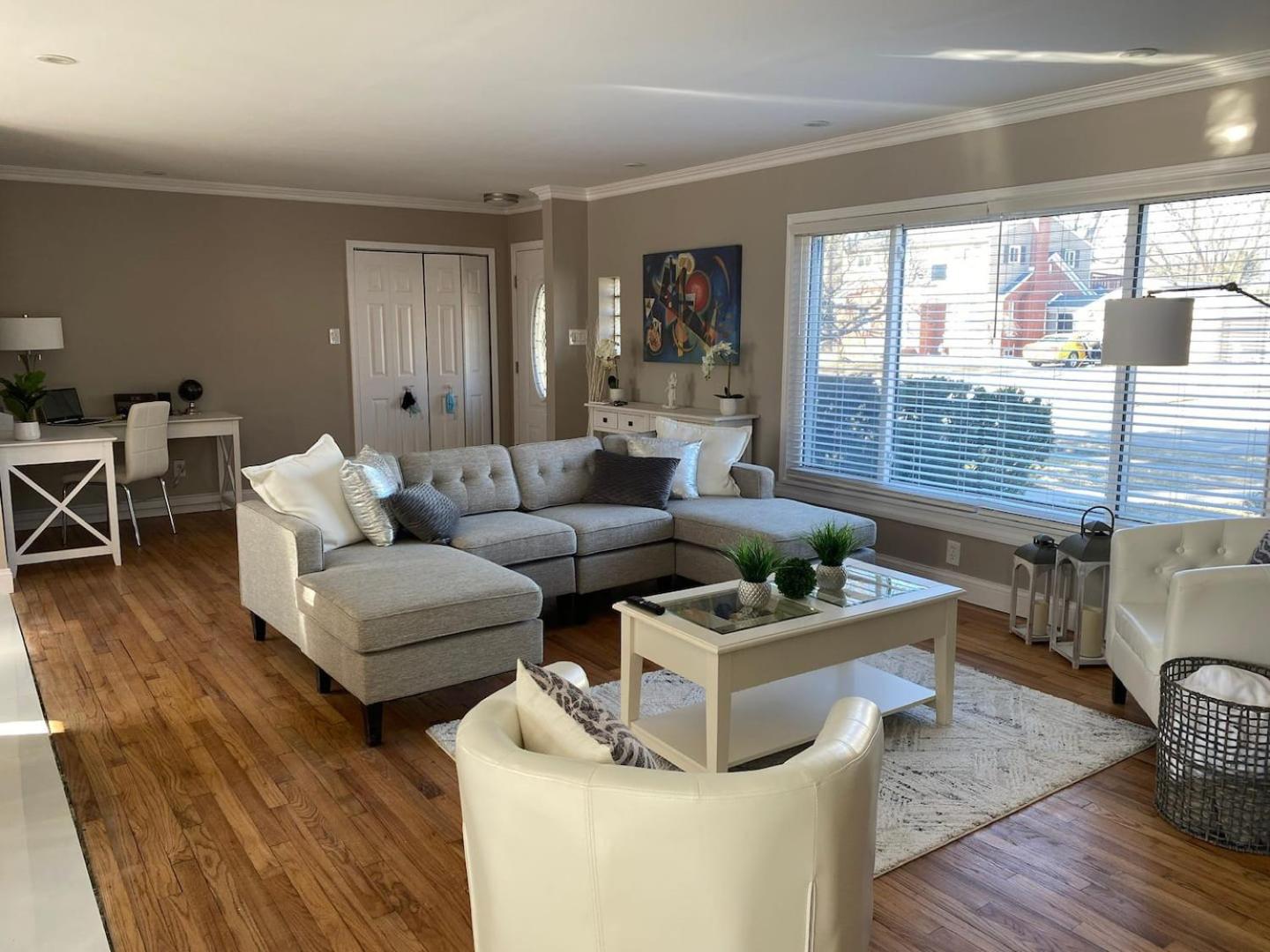 Three-Bedroom House photo 1