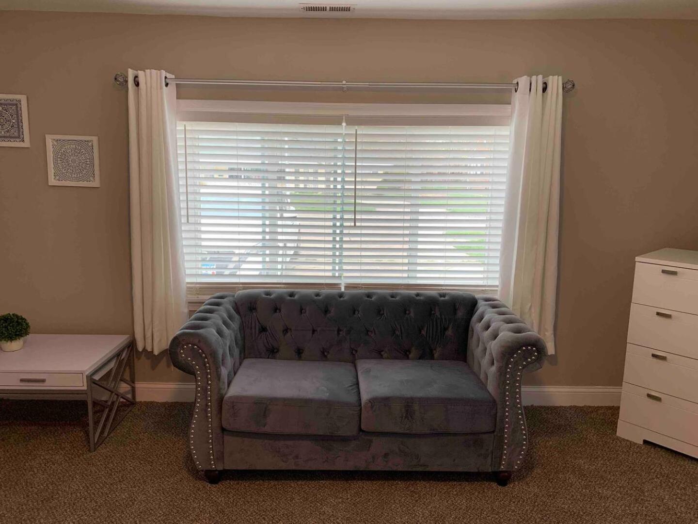 Three-Bedroom House photo 2