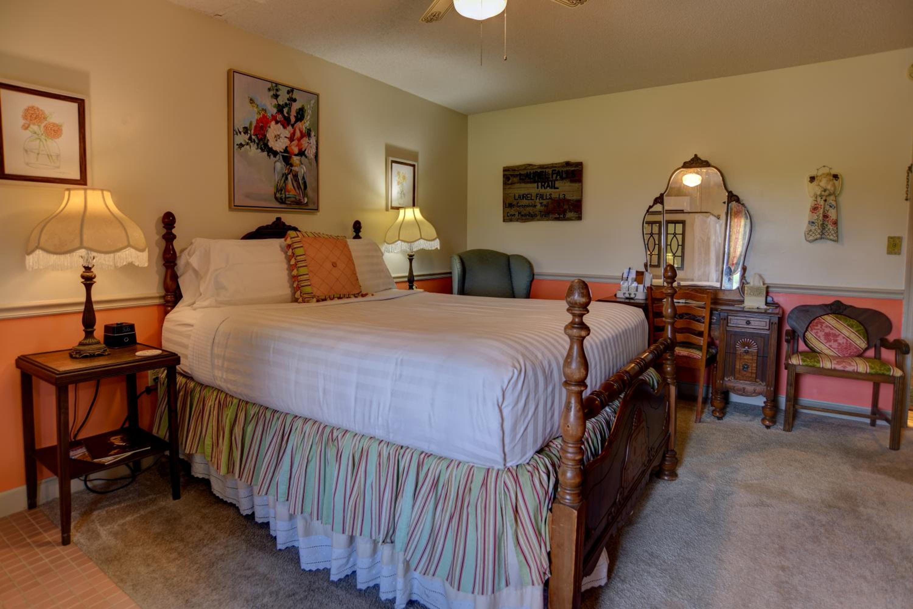 Queen Room