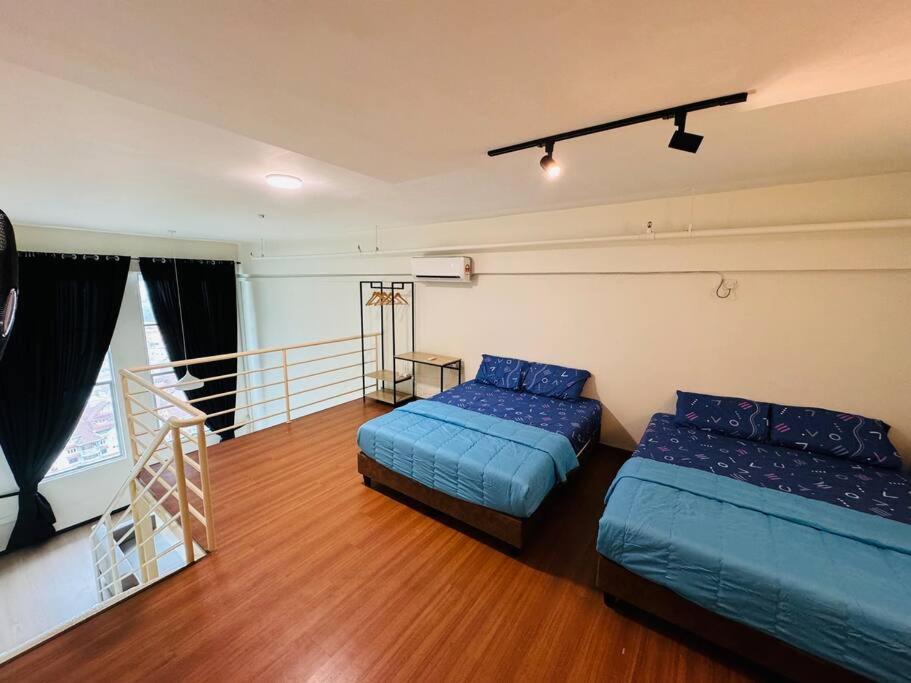 One-Bedroom Apartment photo 3