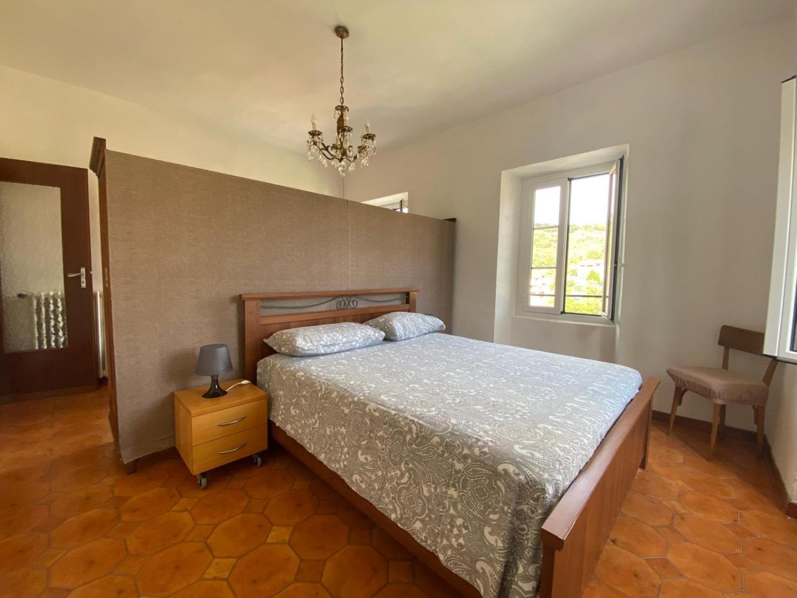 Four-Bedroom House photo 3