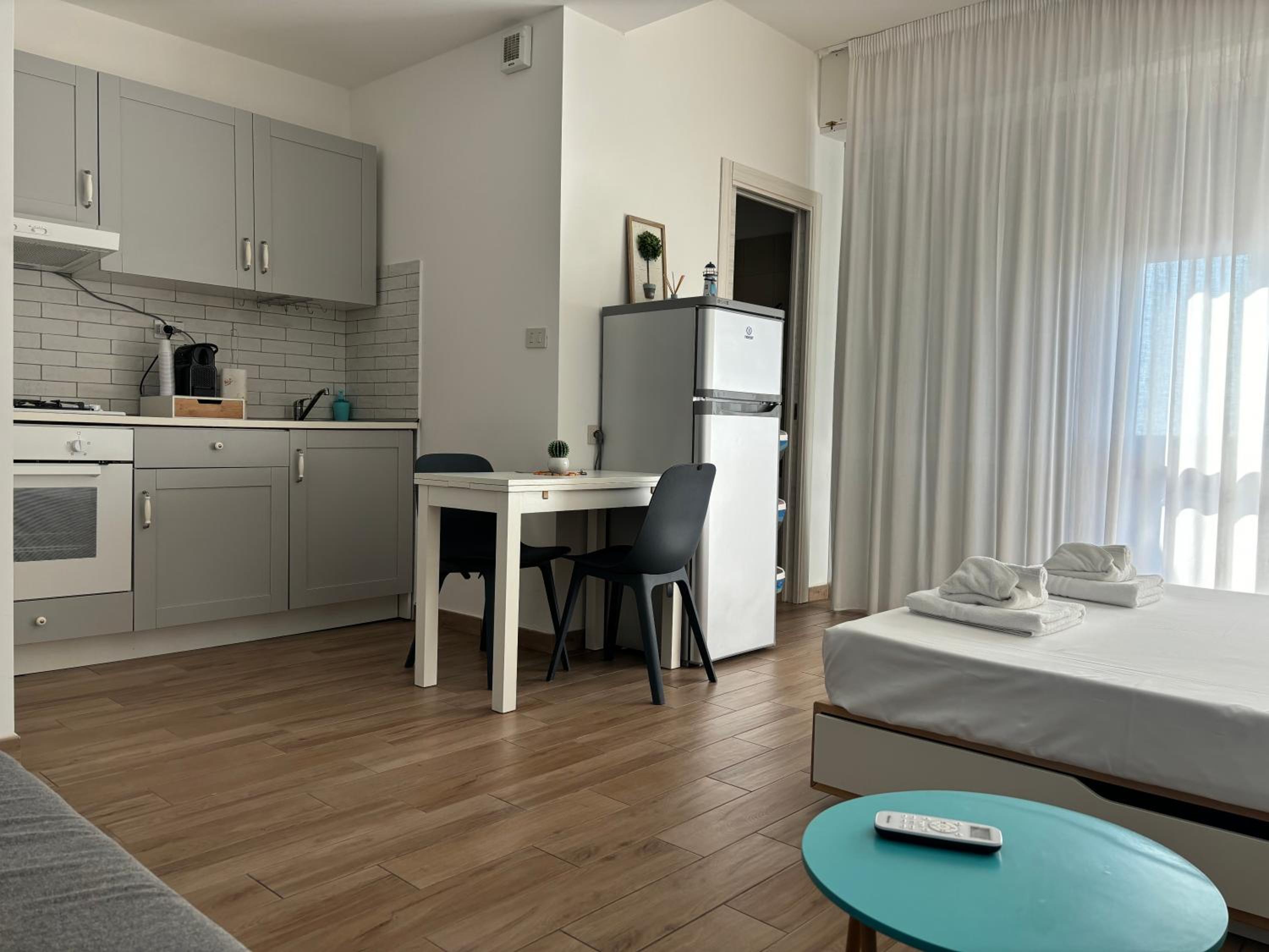 Studio Apartment with Sea View - Photo 24