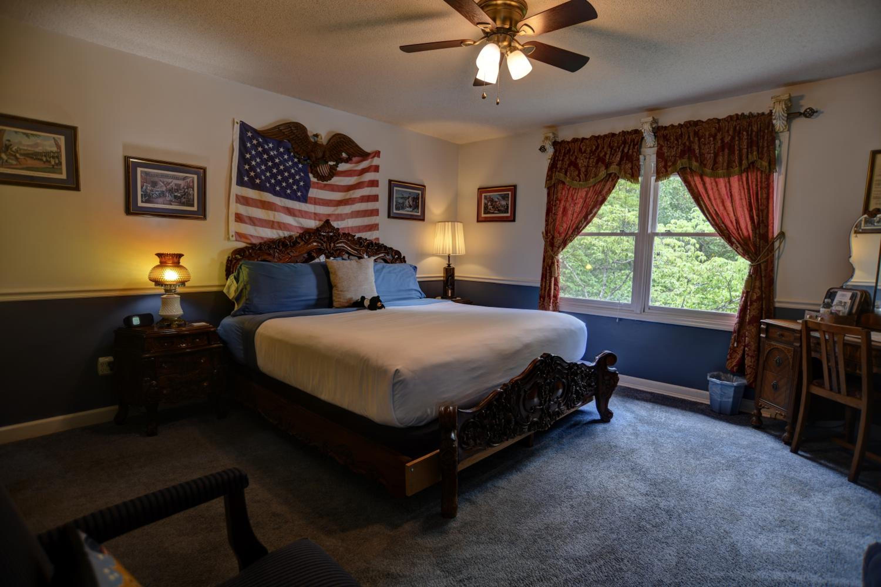 King Room