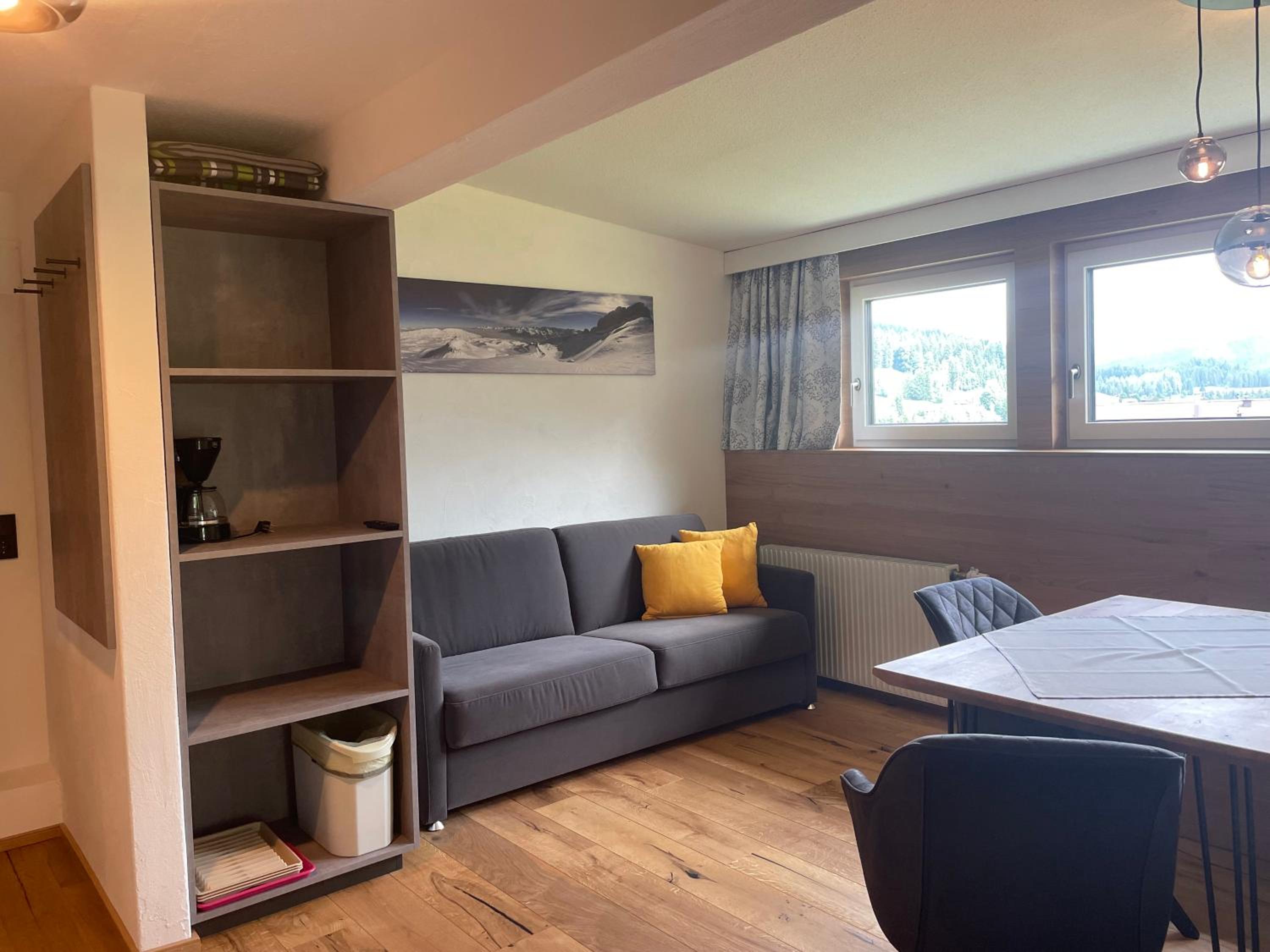 Apartment with Mountain View photo 2