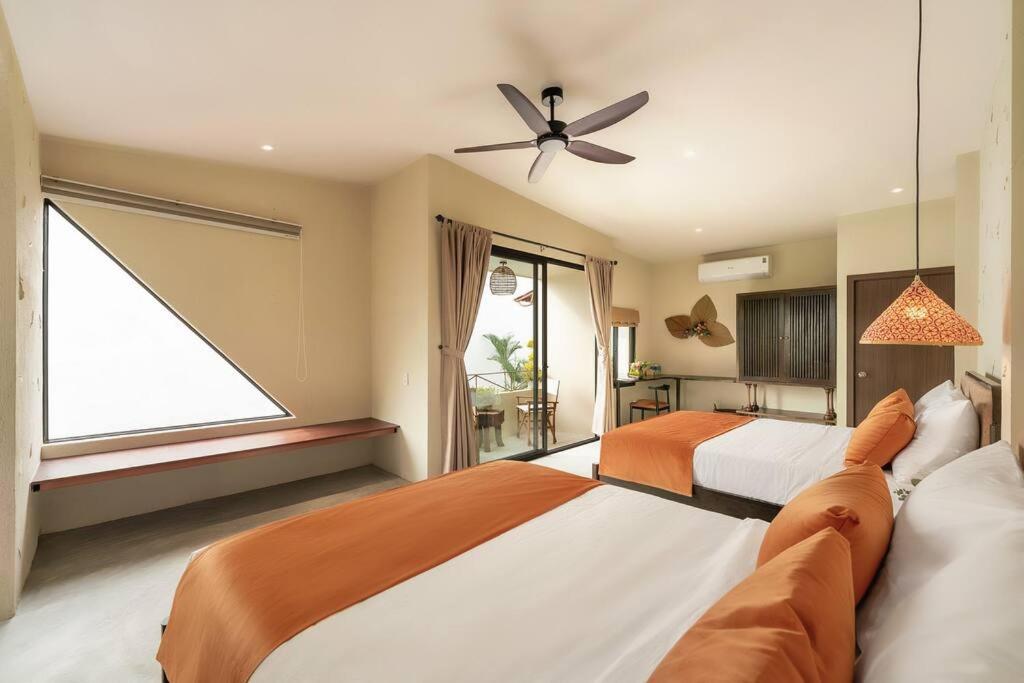 Villa photo 1