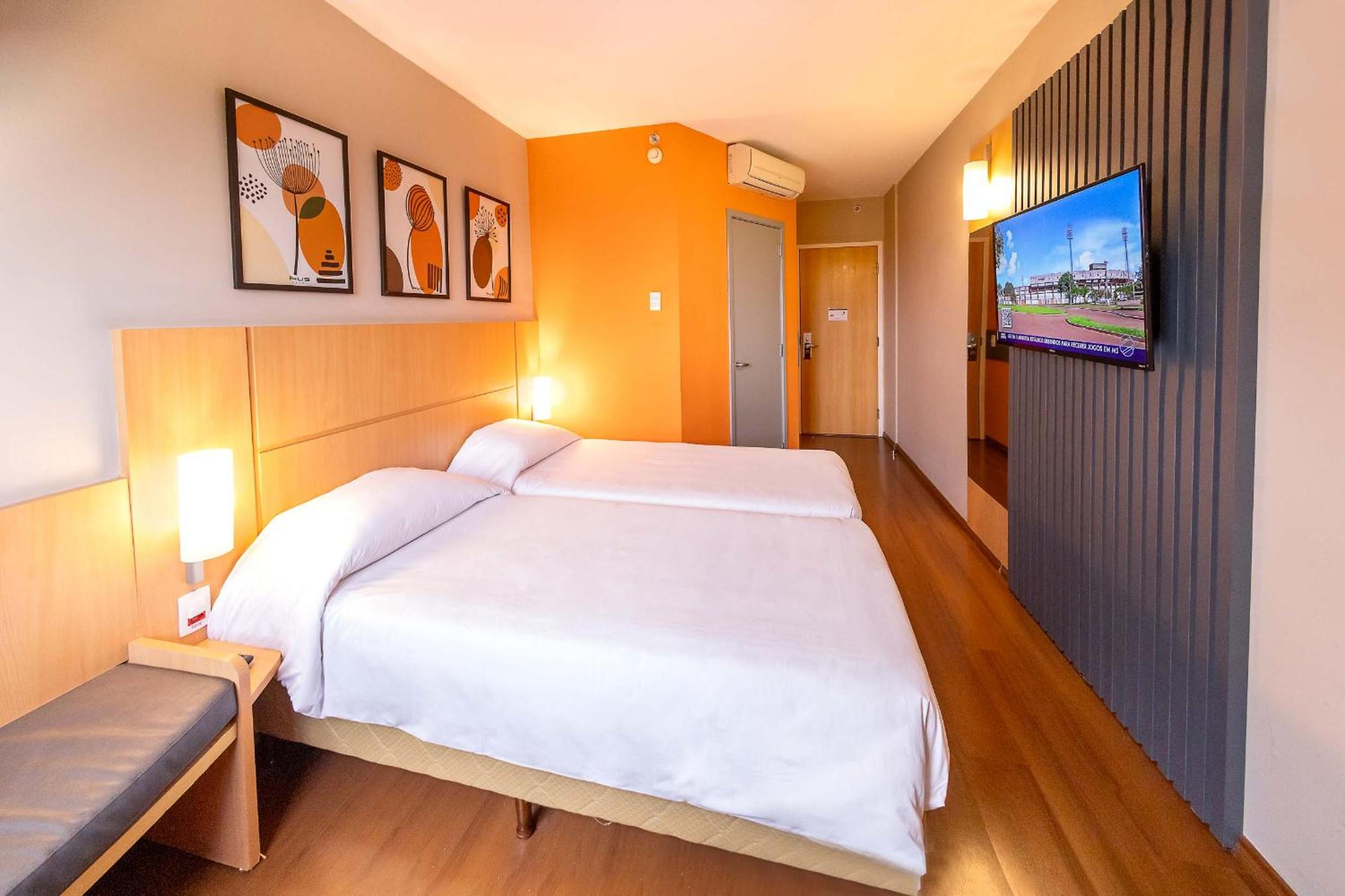 Standard Twin Room - Photo 5