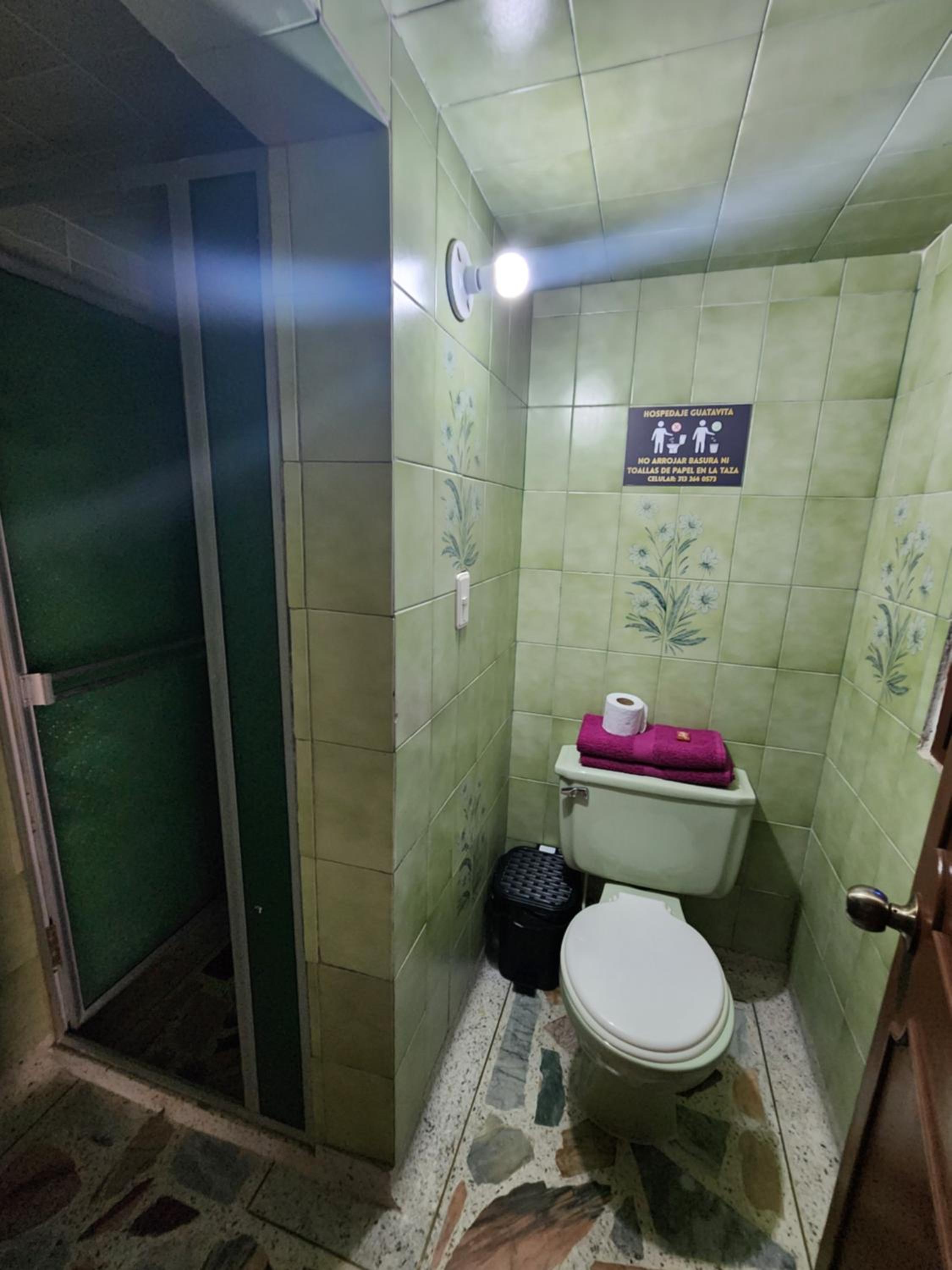 Double Room with Private Bathroom photo 3
