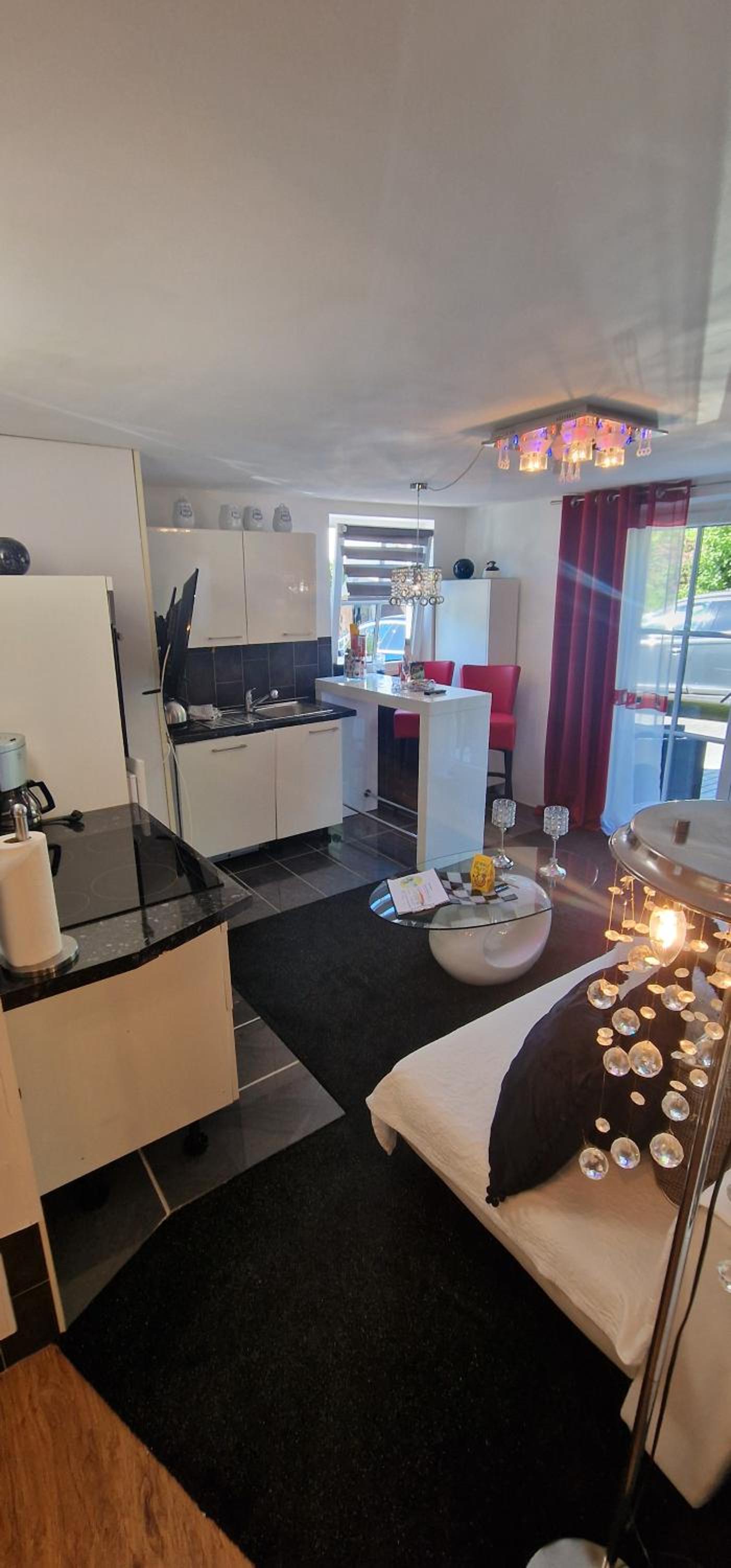 Studio Apartment - Photo 58