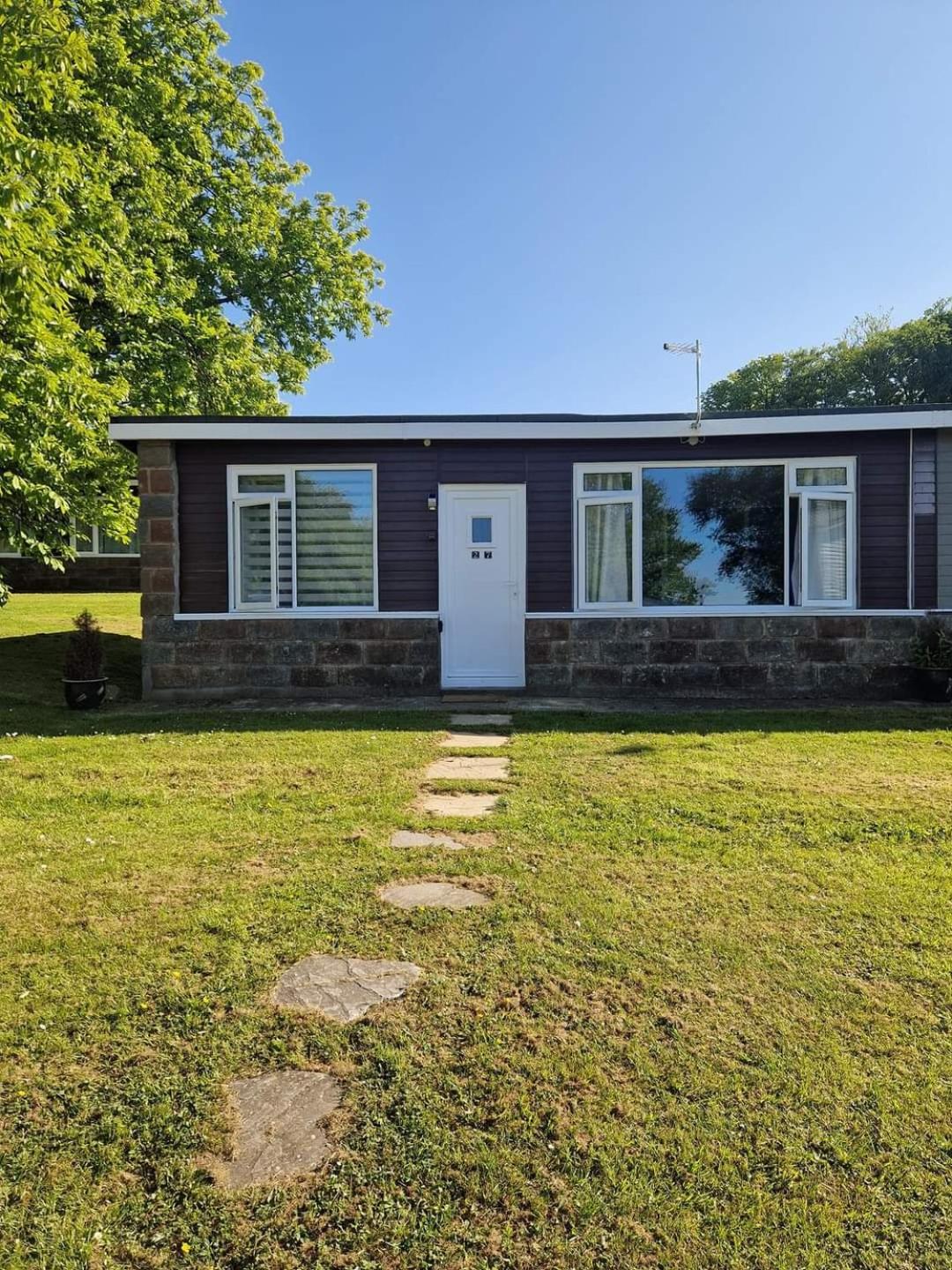 Mobile Home photo 1