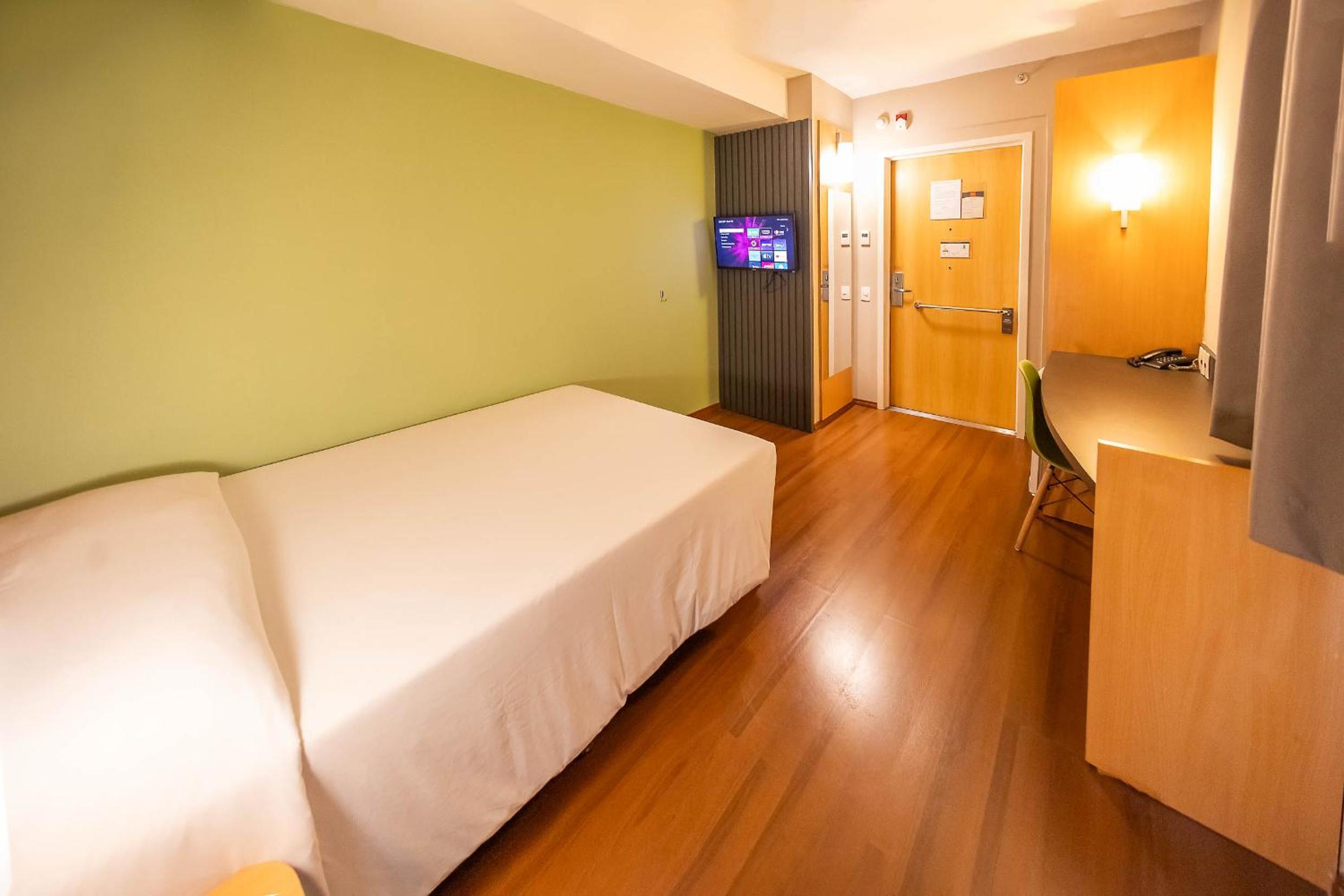 Standard Double Room - Wheelchair Accessible - Photo 2