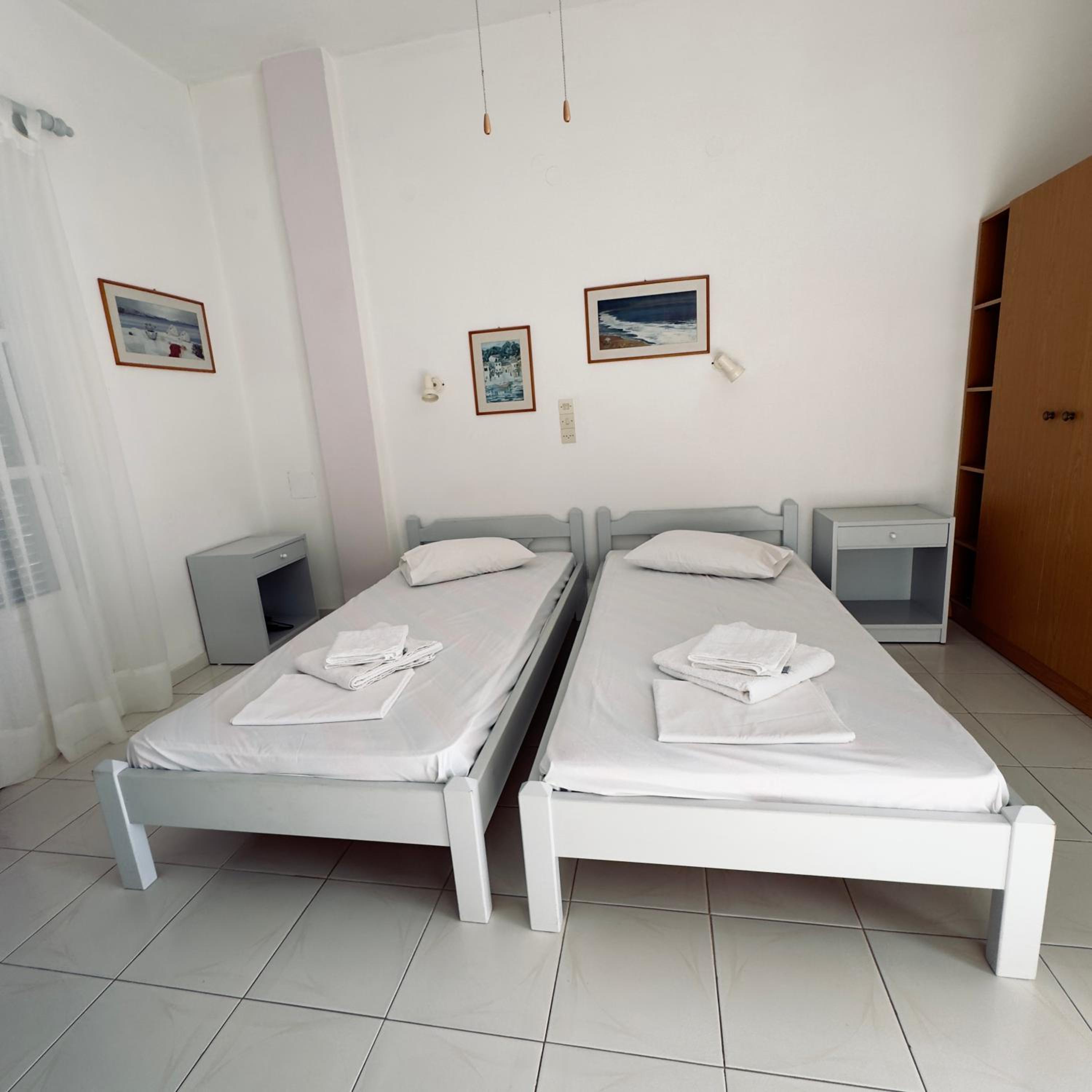 Budget Triple Room photo 3