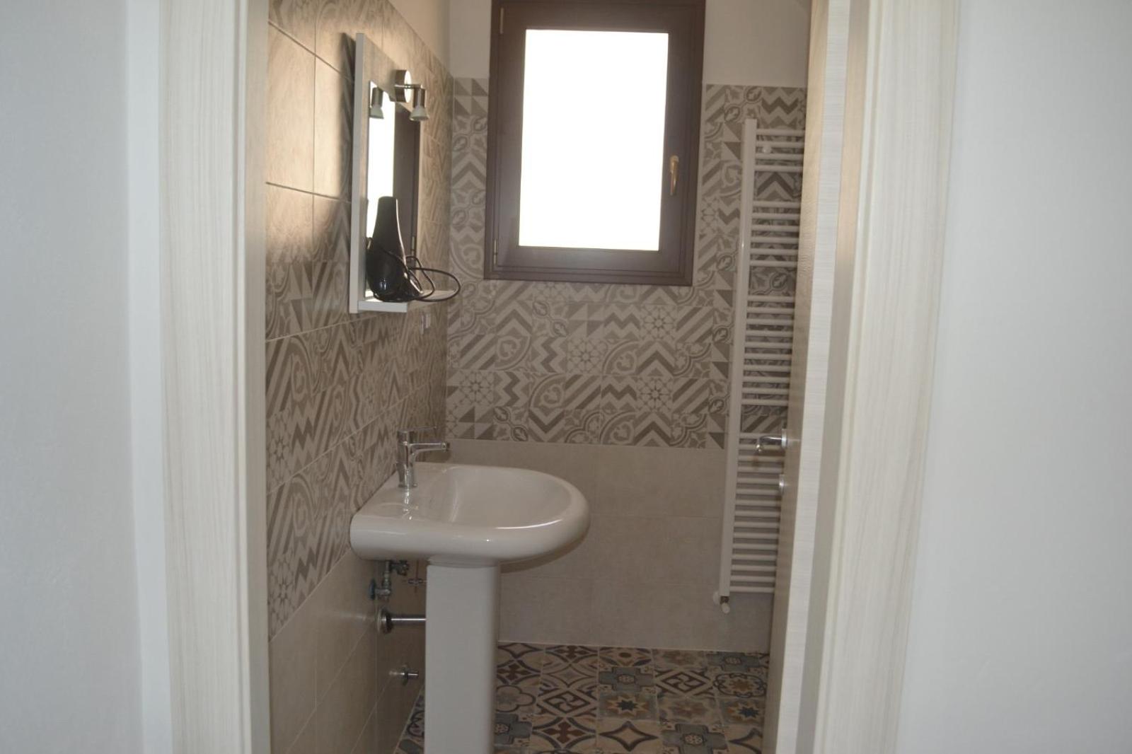 Triple Room with Private Bathroom photo 2