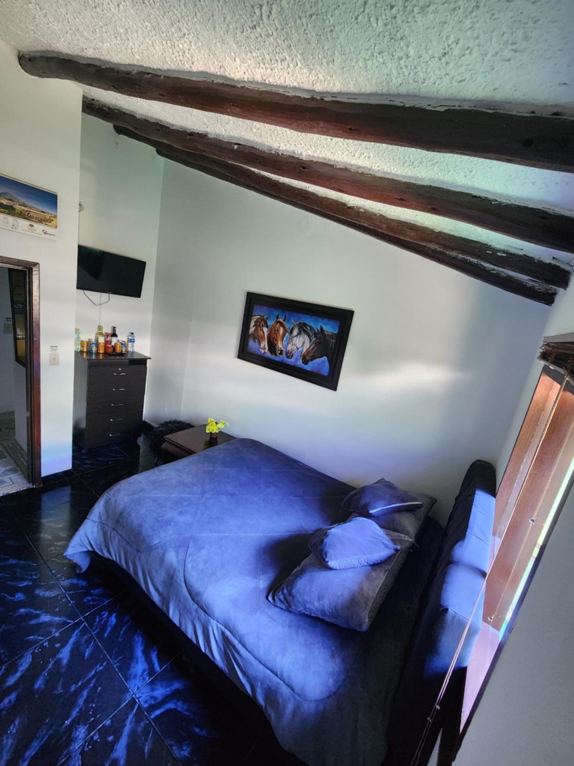 Double Room with Private Bathroom photo 2