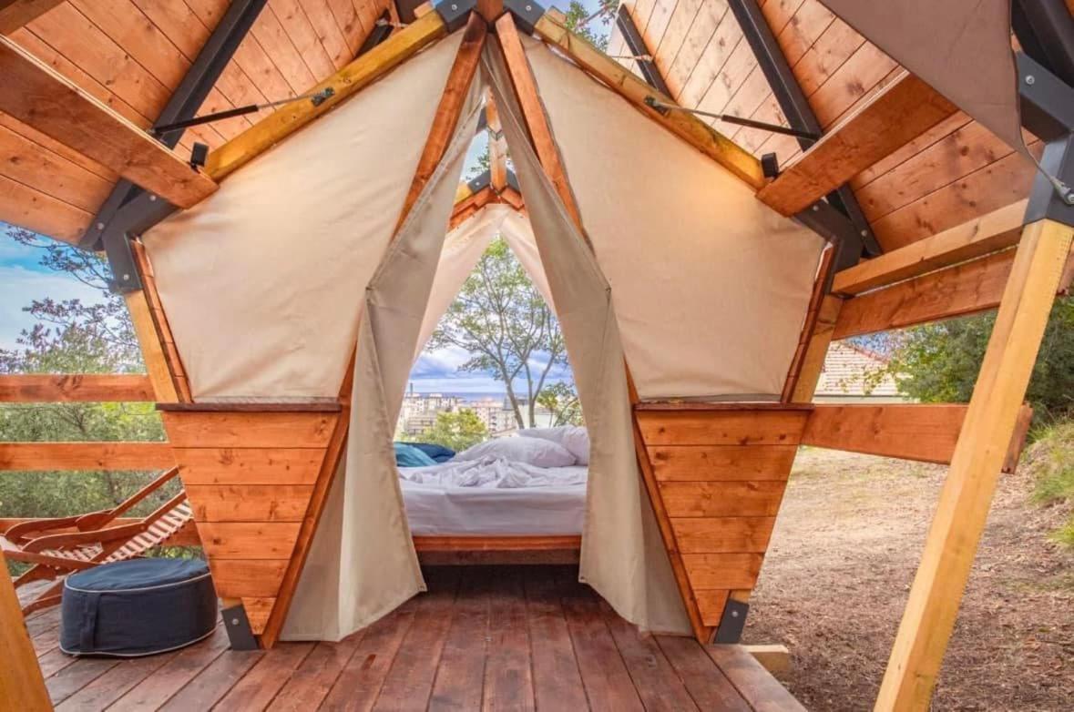 Tent photo 3