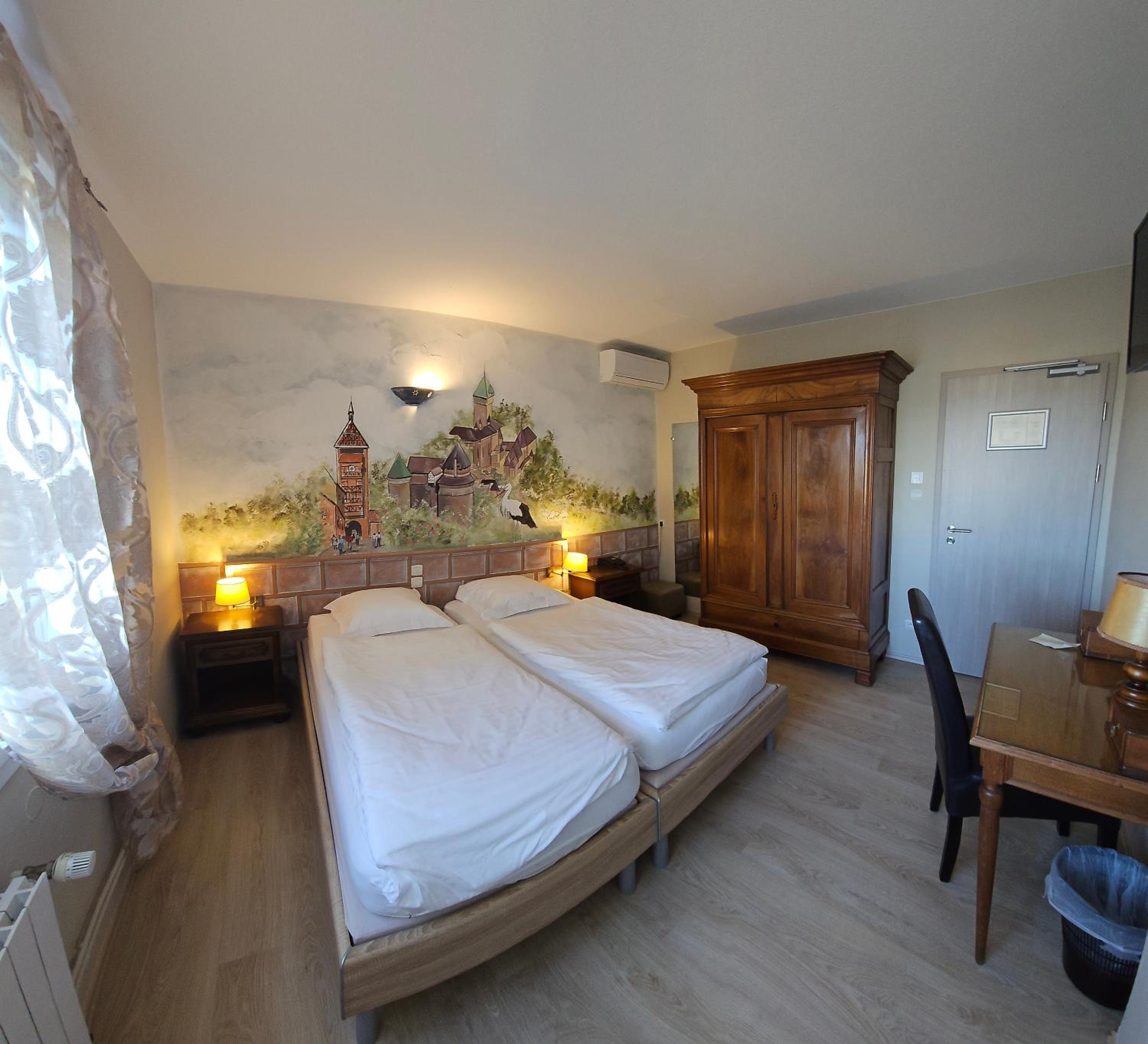 Standard Twin Room - Photo 1