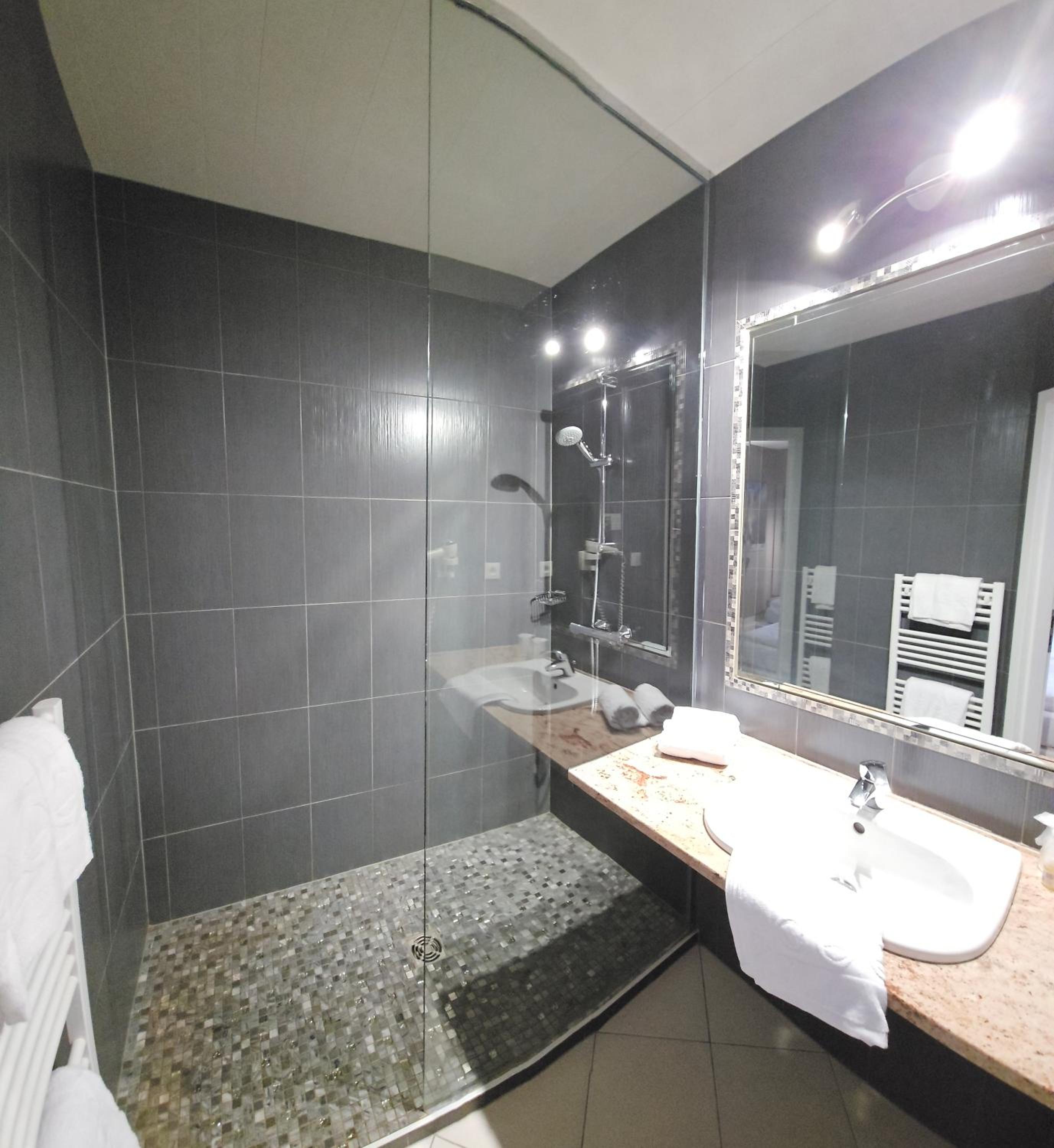 Comfort Triple Room - Photo 3