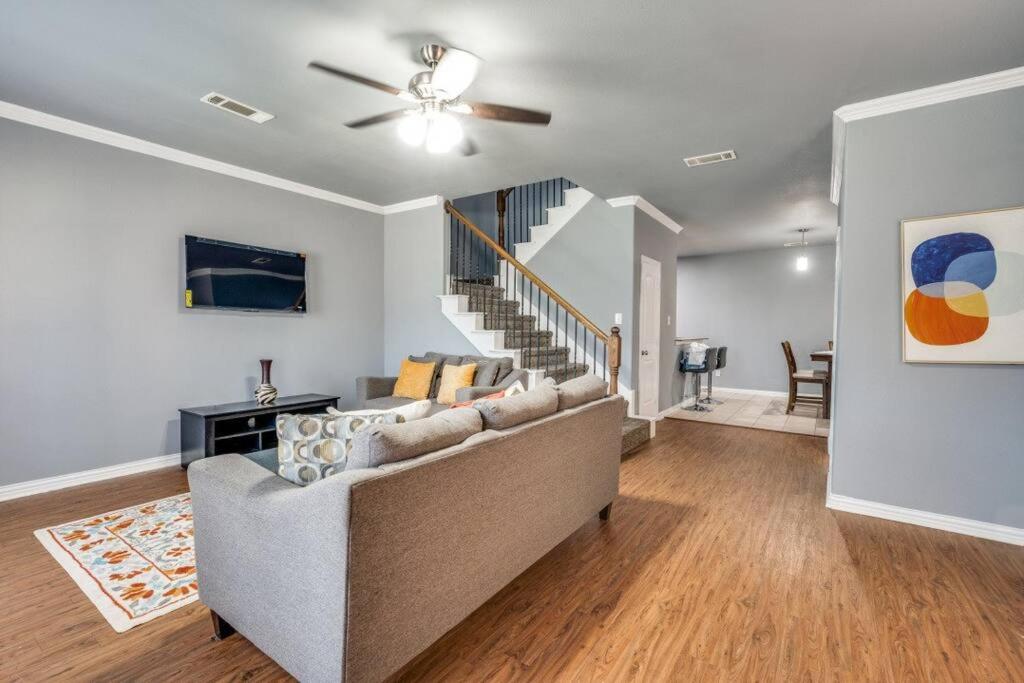 Apartment photo 1