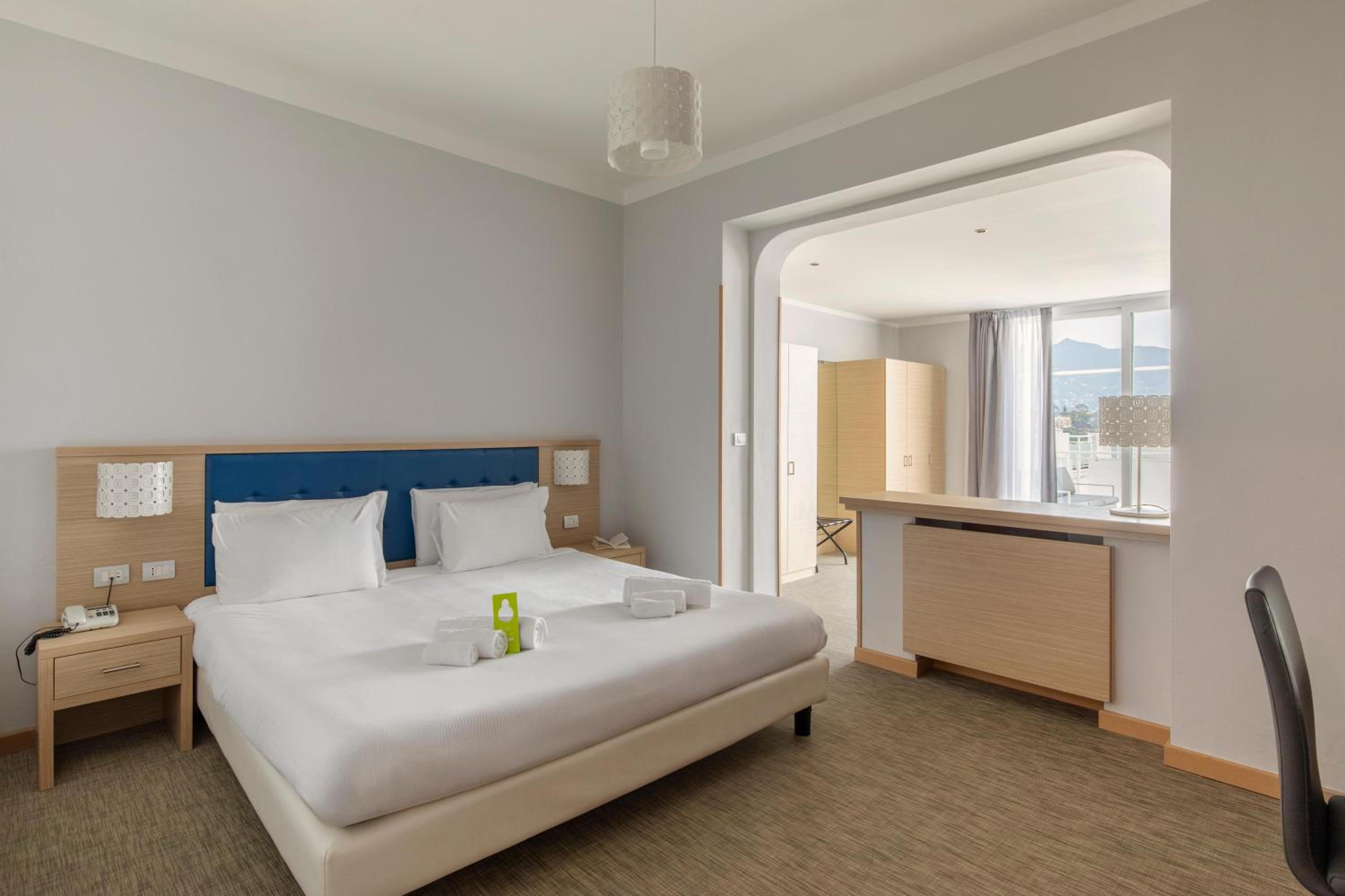 Junior Suite - Photo 1
