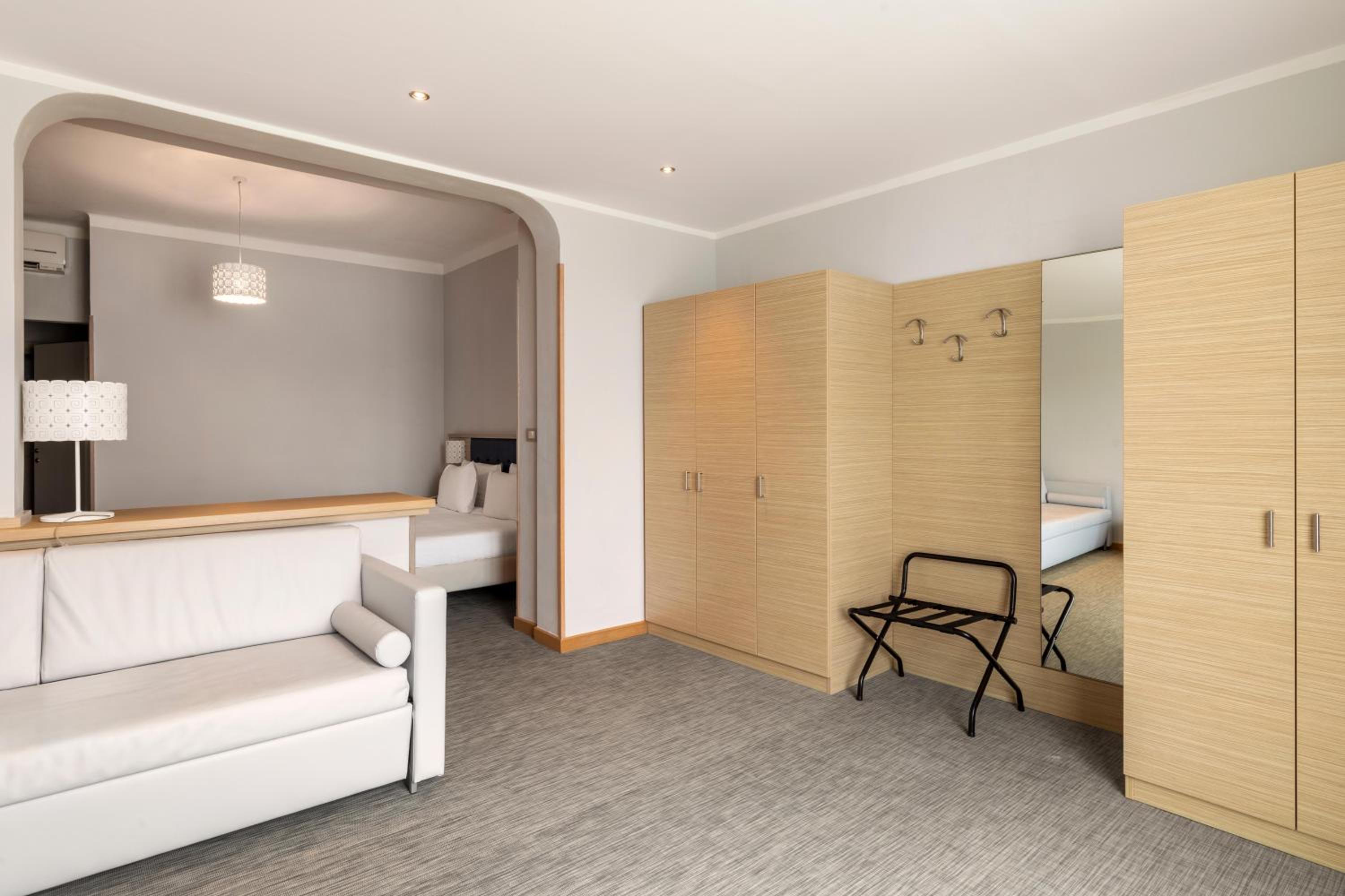 Junior Suite - Photo 7