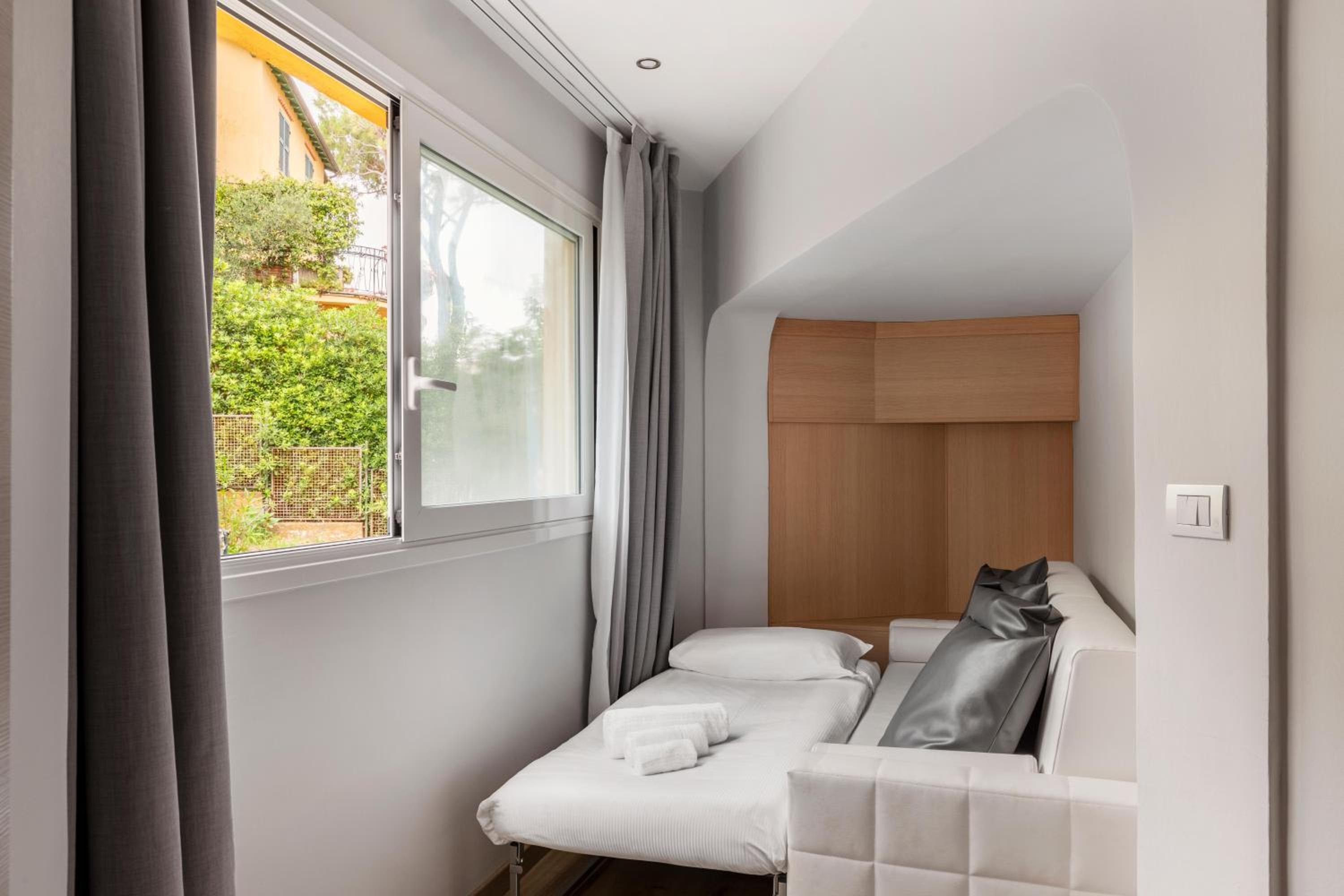 Superior Double or Twin Room - Photo 4