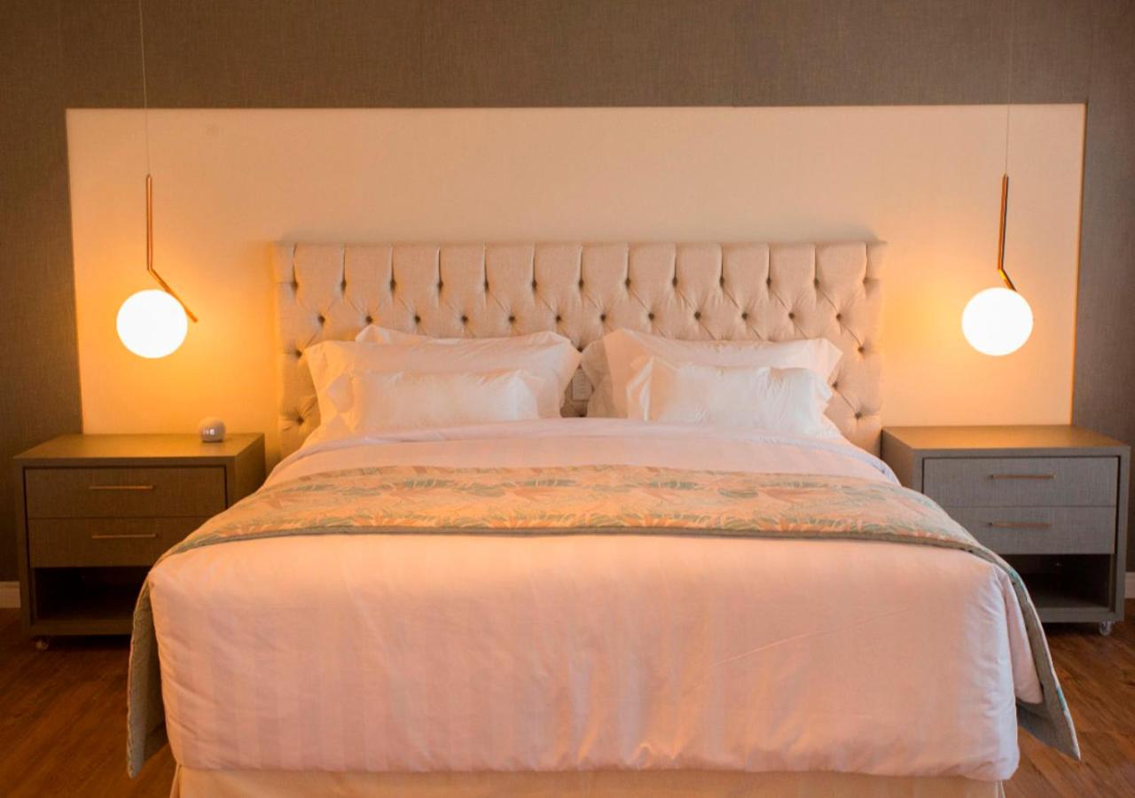 Deluxe Suite with Spa Bath