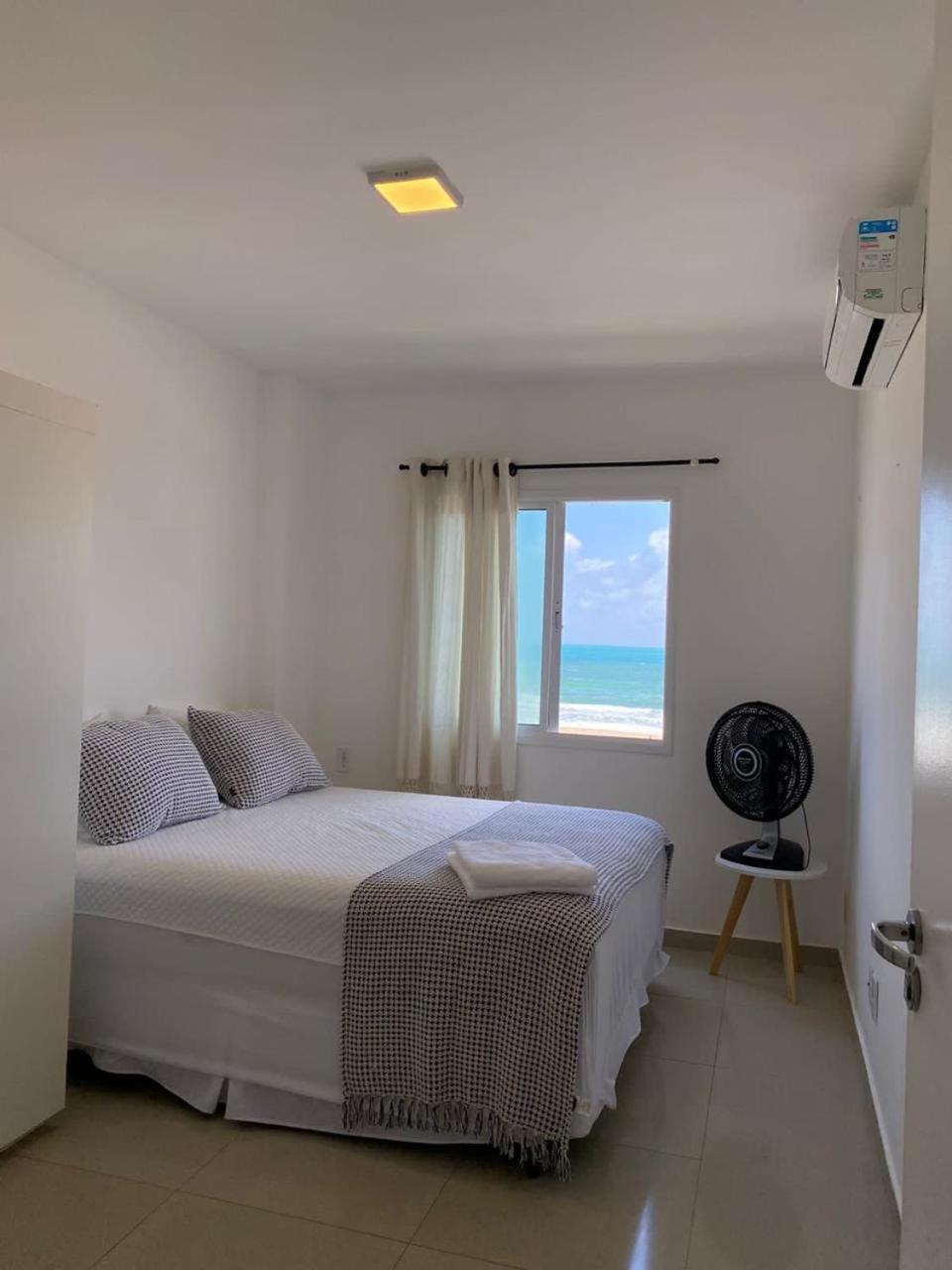 Three-Bedroom Apartment with Ocean View photo 3