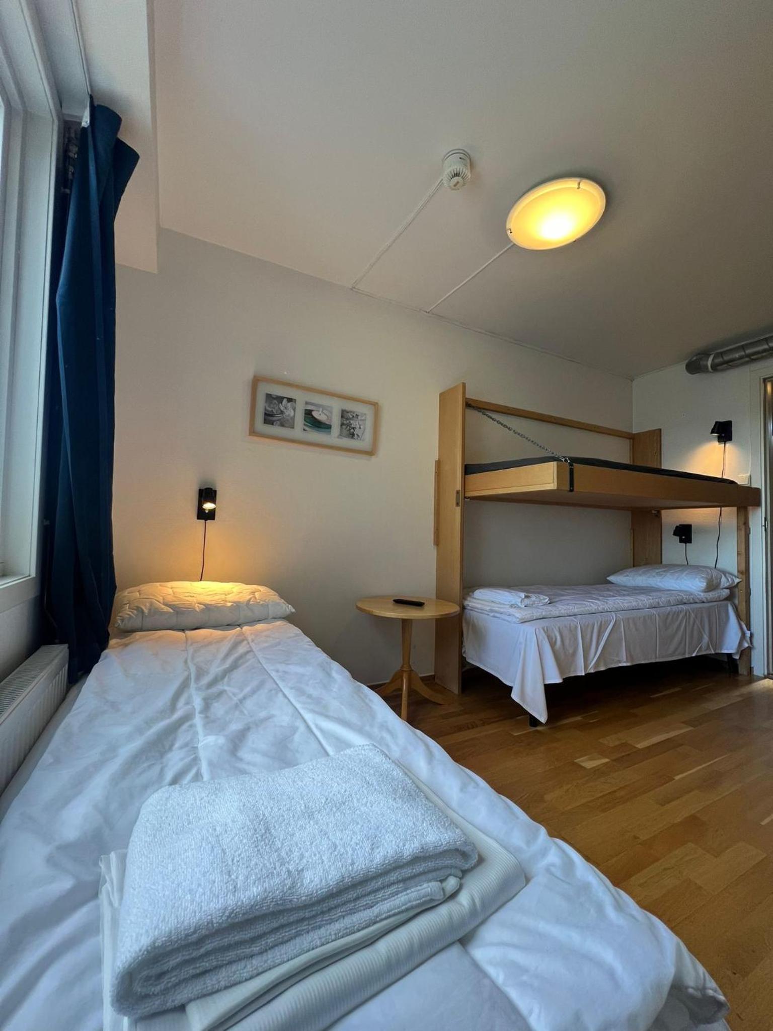 Triple Room with Bathroom photo 1
