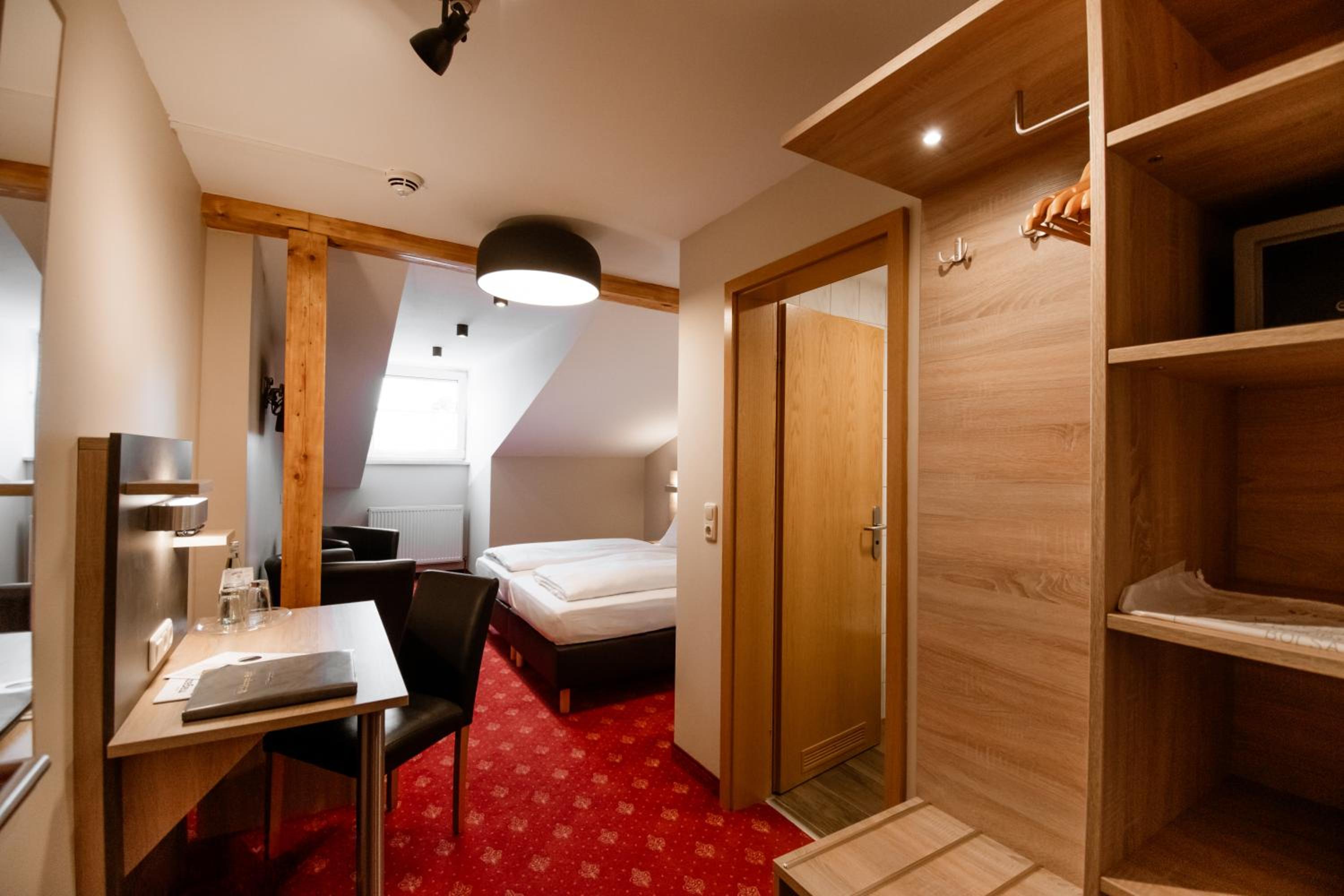 Double Room Classic - Photo 6