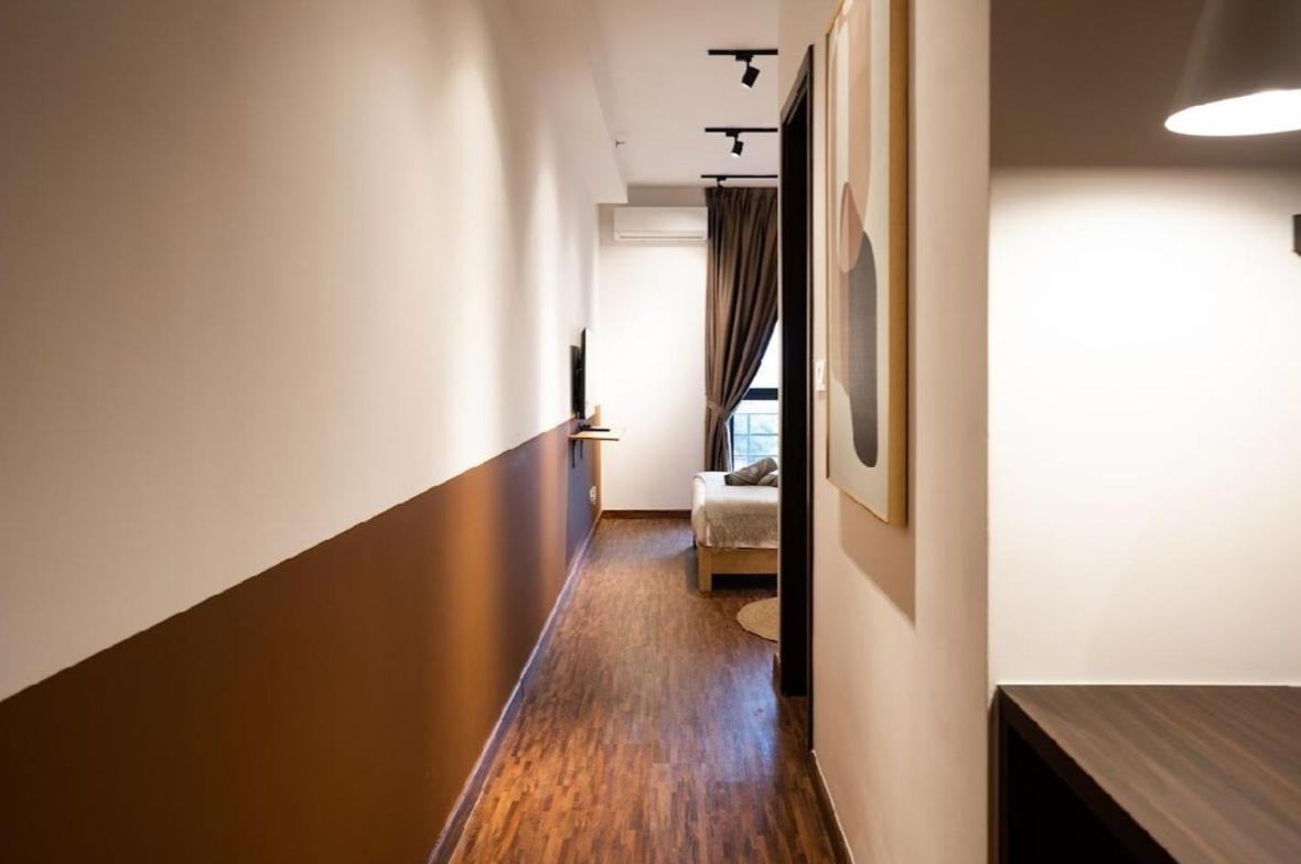 Studio Apartment with One Double Bed photo 3