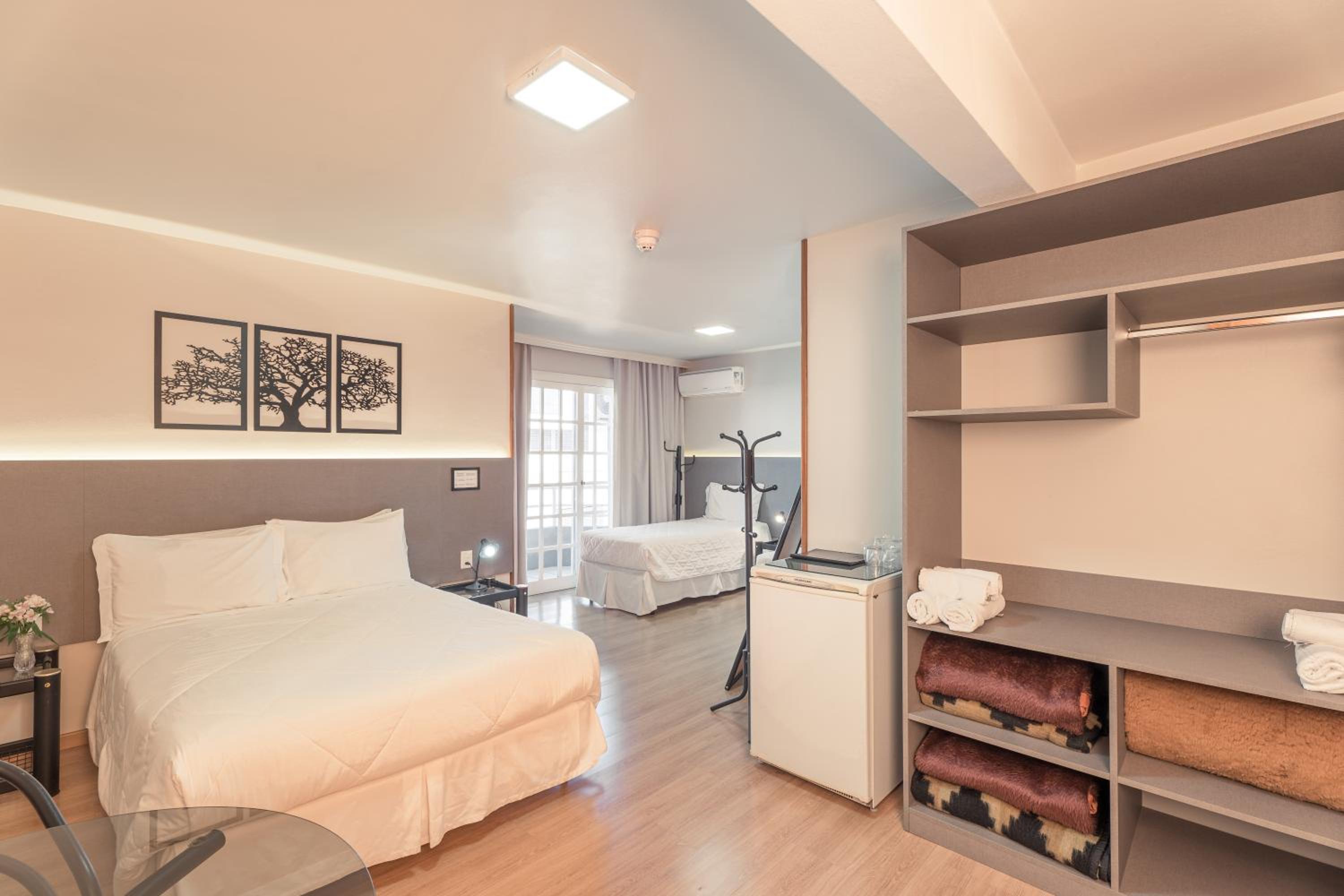 Deluxe Triple Room photo 2