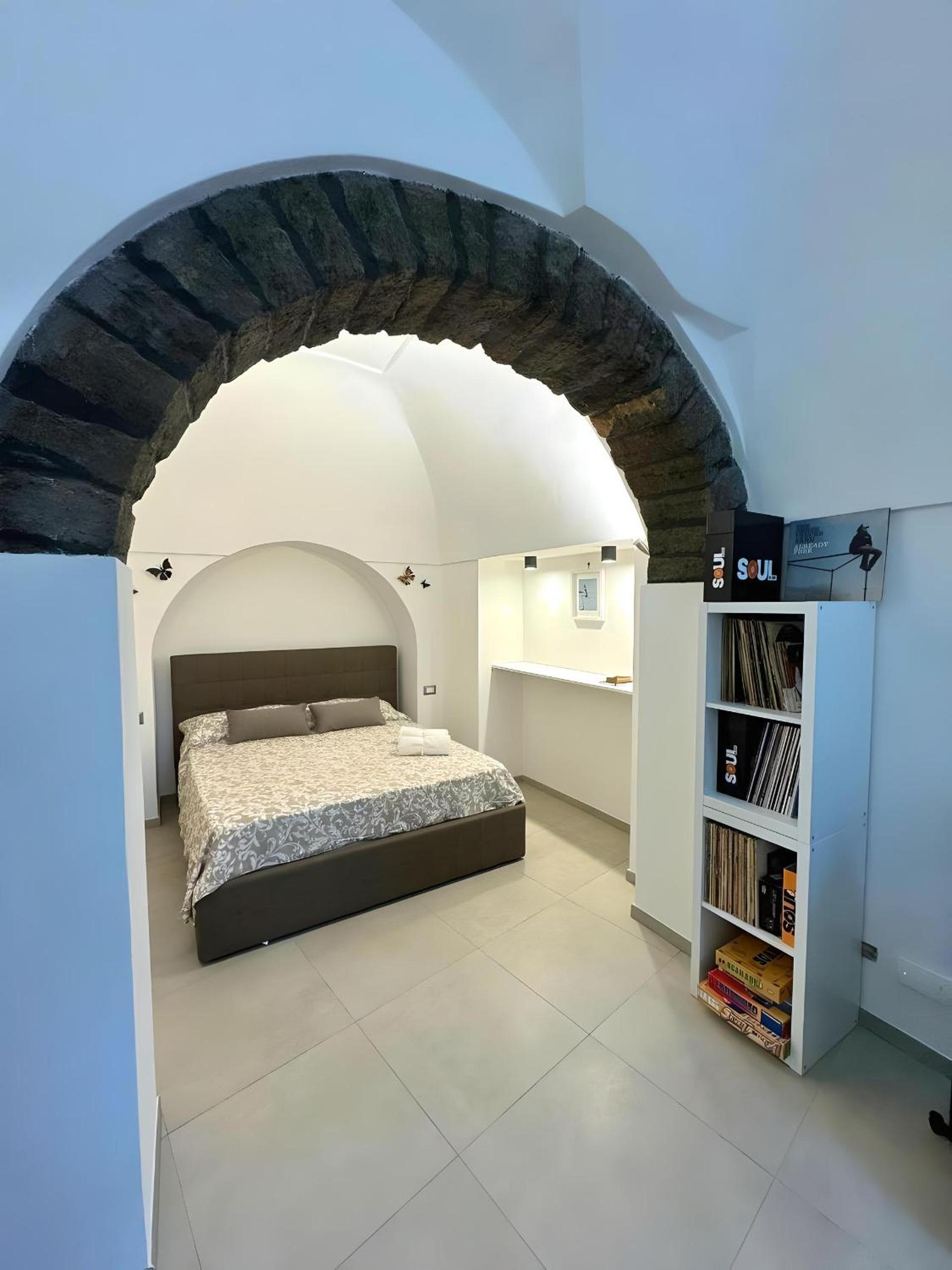 One-Bedroom House photo 1