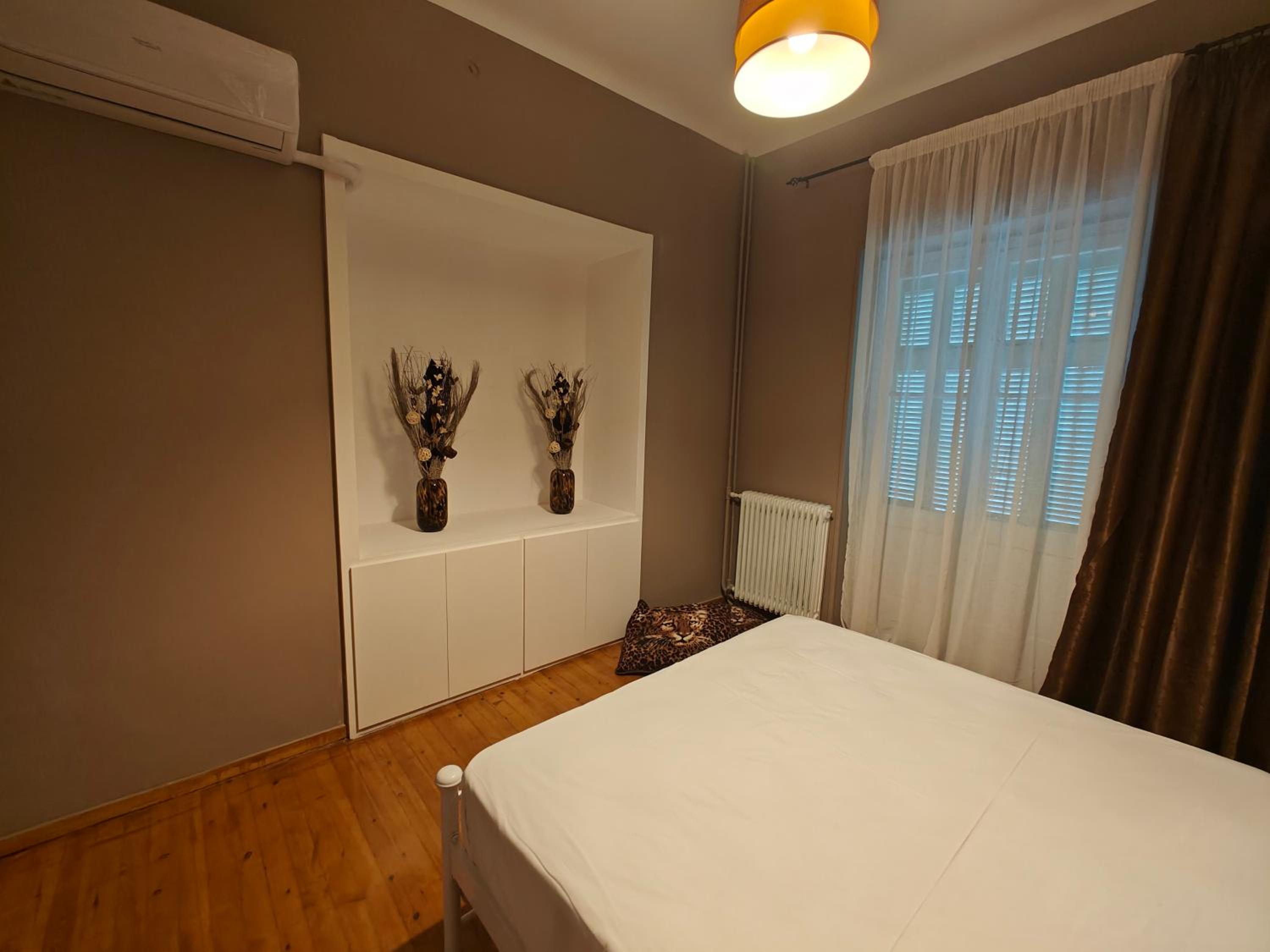 Two-Bedroom House photo 3