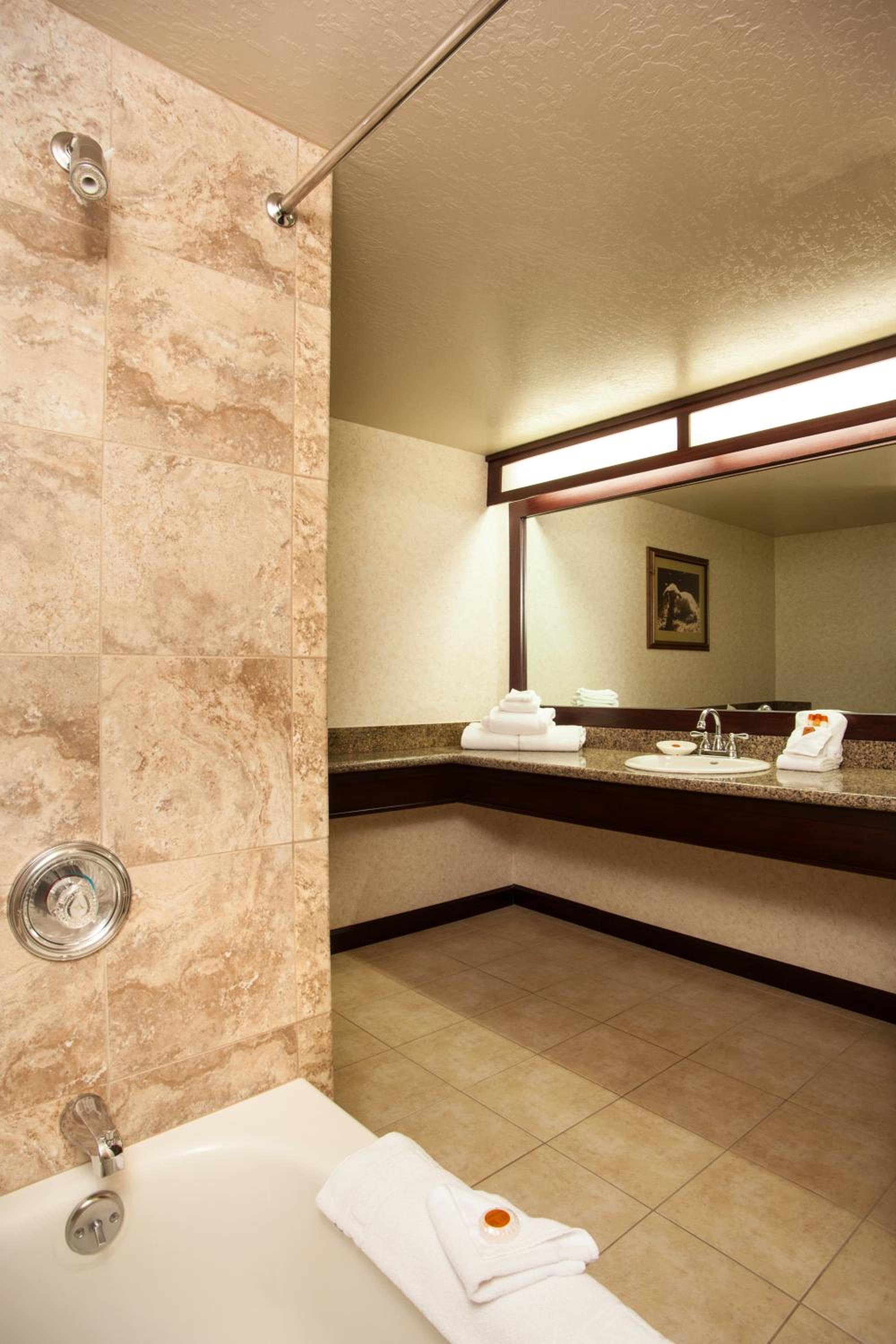 Standard King Room - Non-Smoking  photo 3