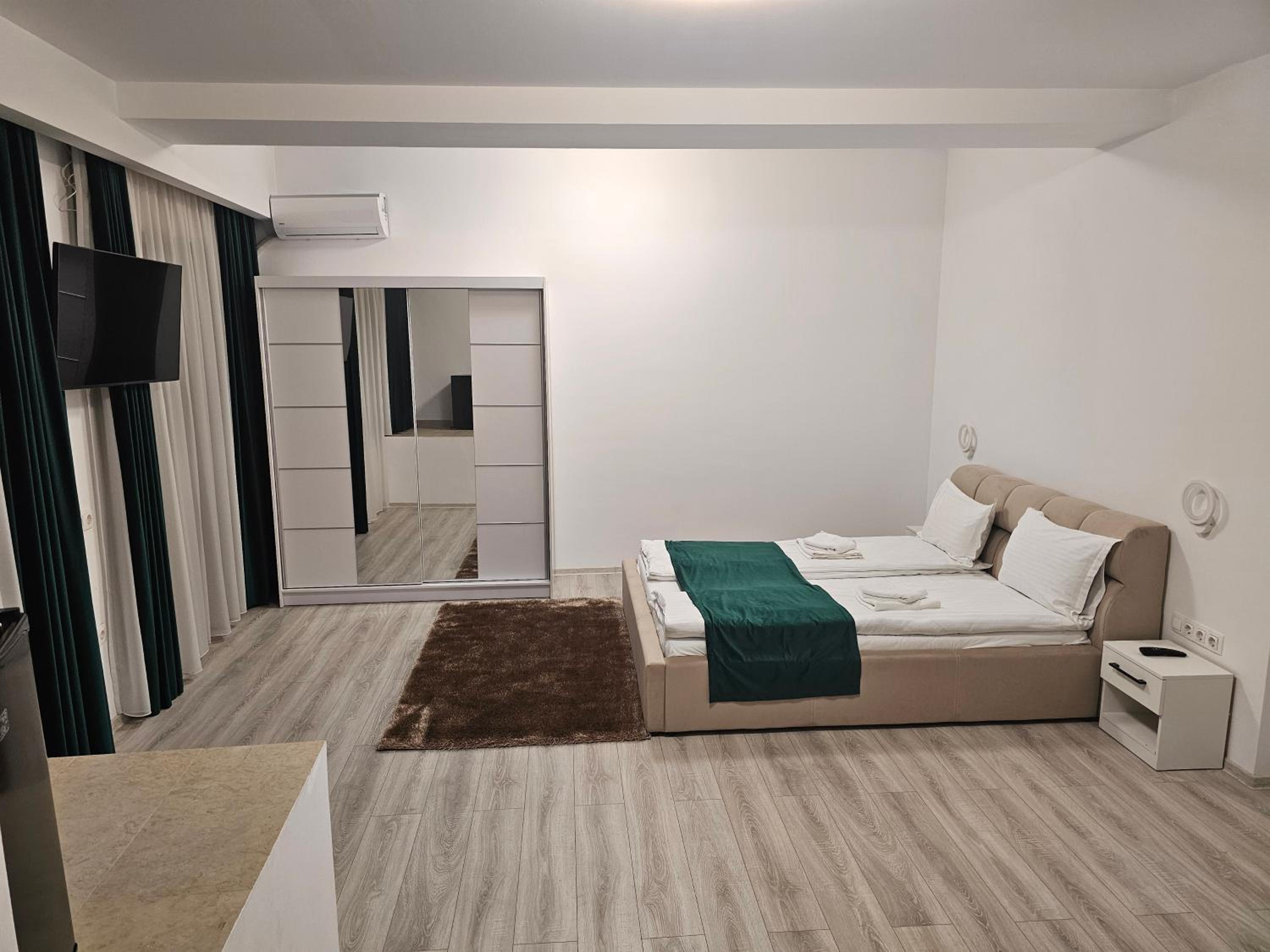 Large Double Room
