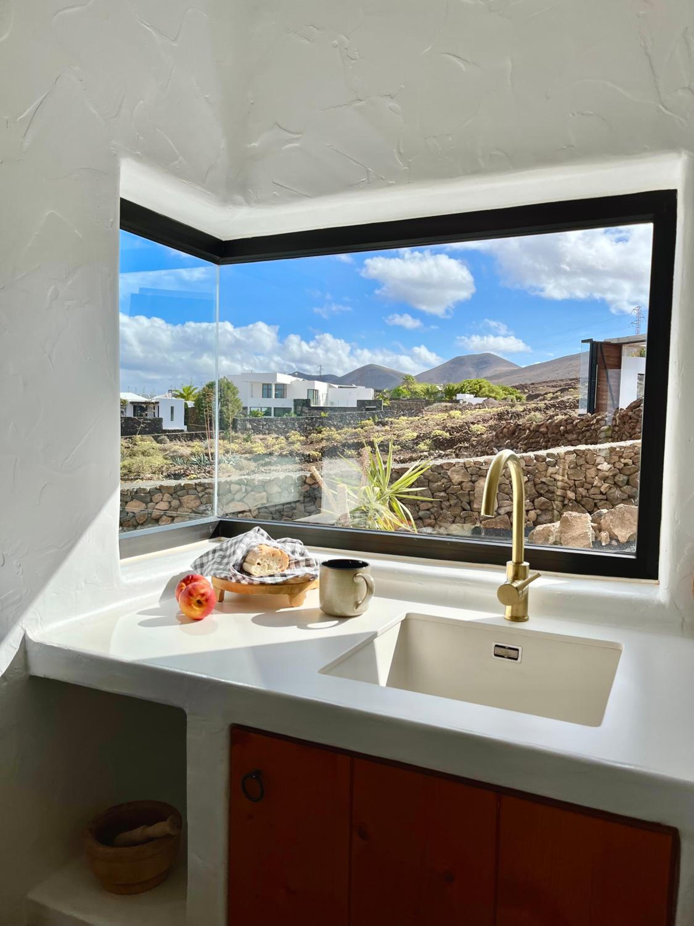 One-Bedroom House photo 2