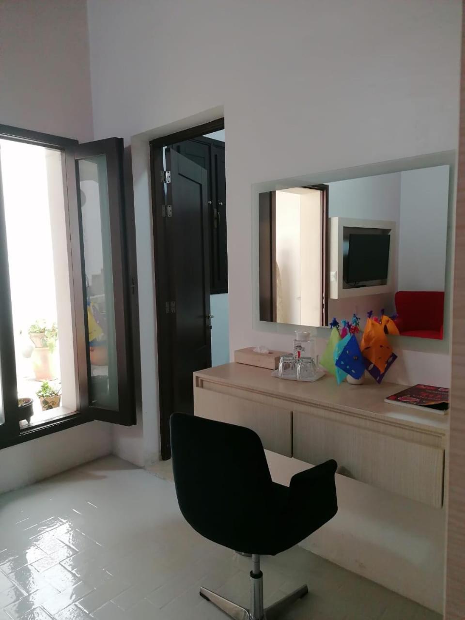 Standard Double Room - Photo 6