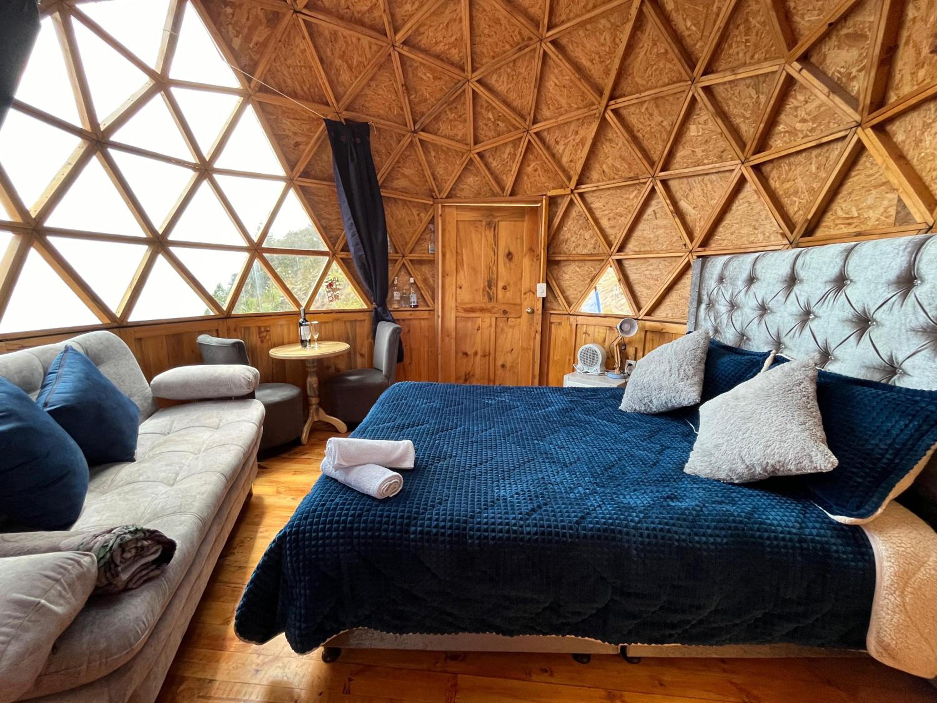Deluxe Double or Twin Room with Lake View photo 1