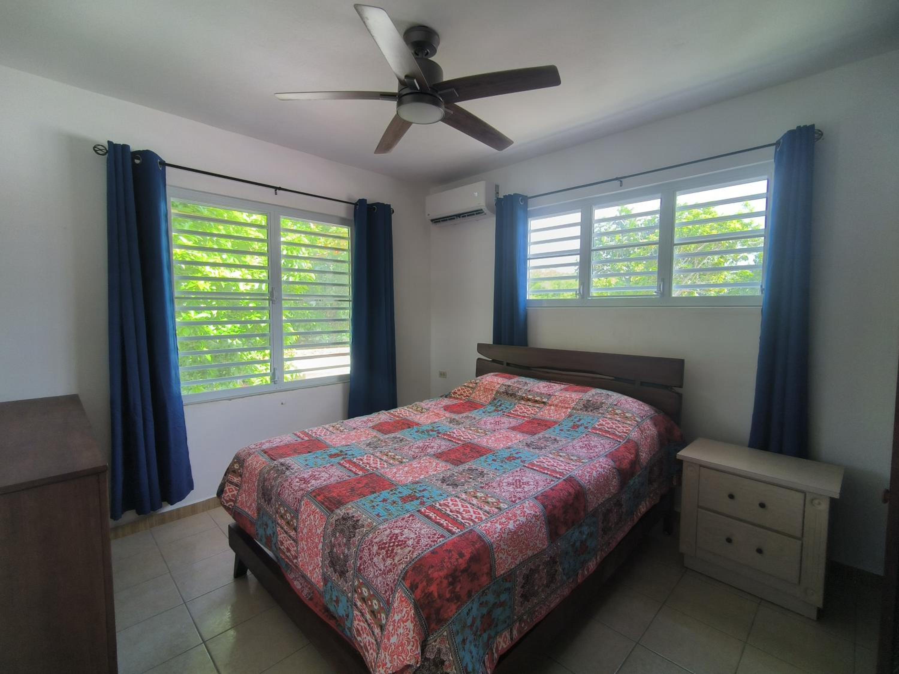 Two-Bedroom House photo 3