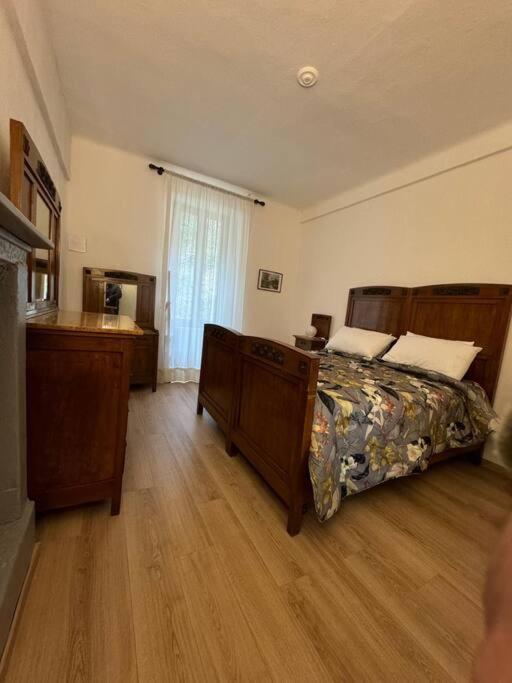 Three-Bedroom Apartment photo 1