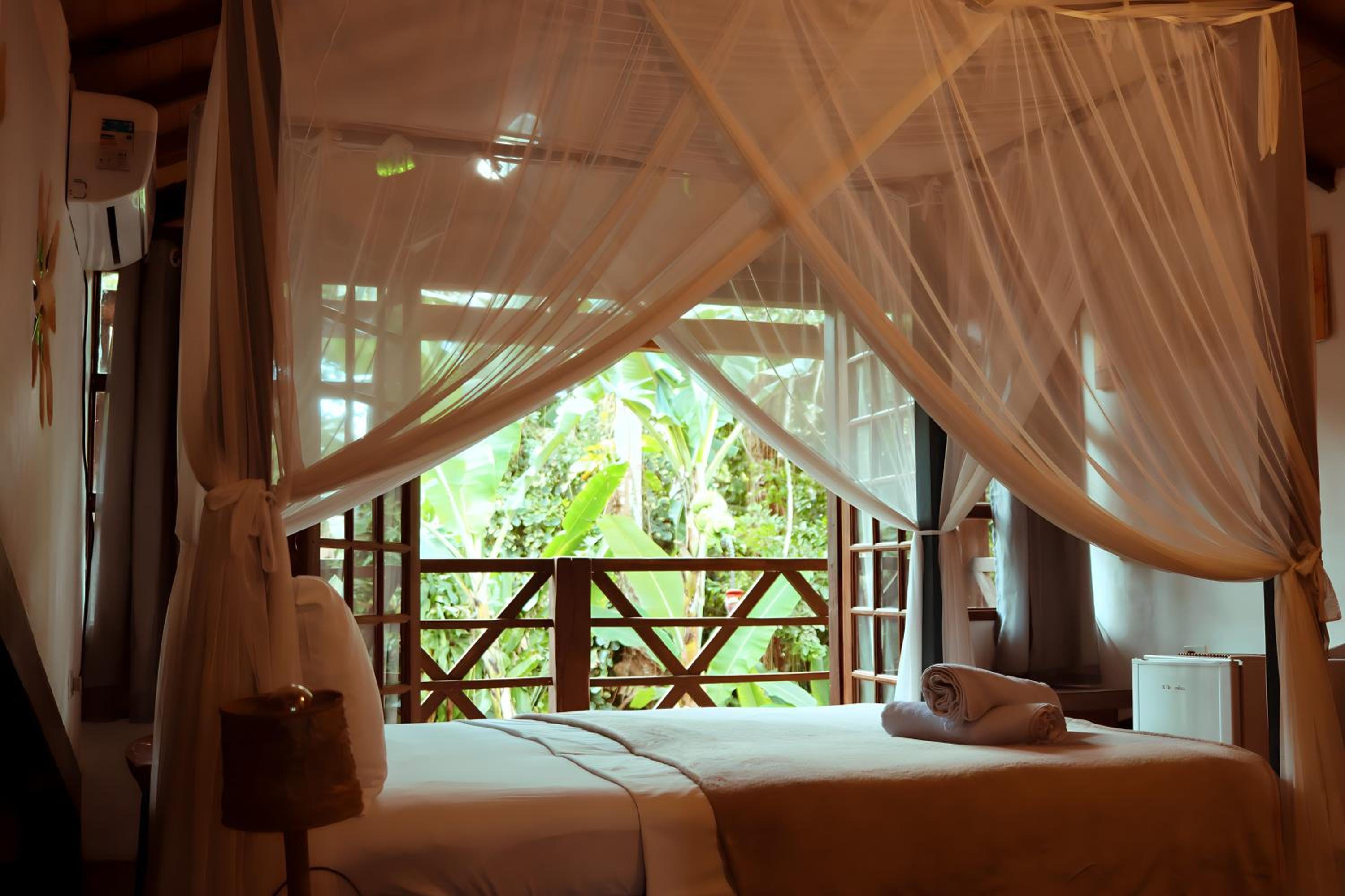Double Room with Pool View photo 2