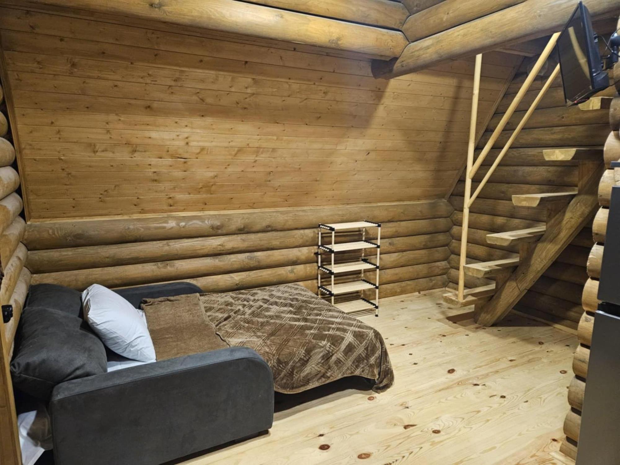 One-Bedroom House photo 1