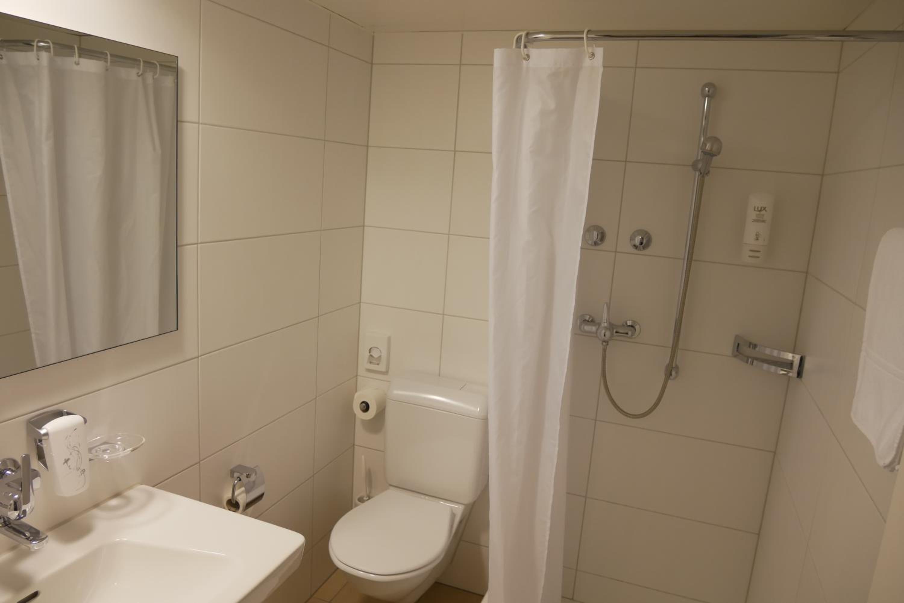 Standard Twin Room photo 2