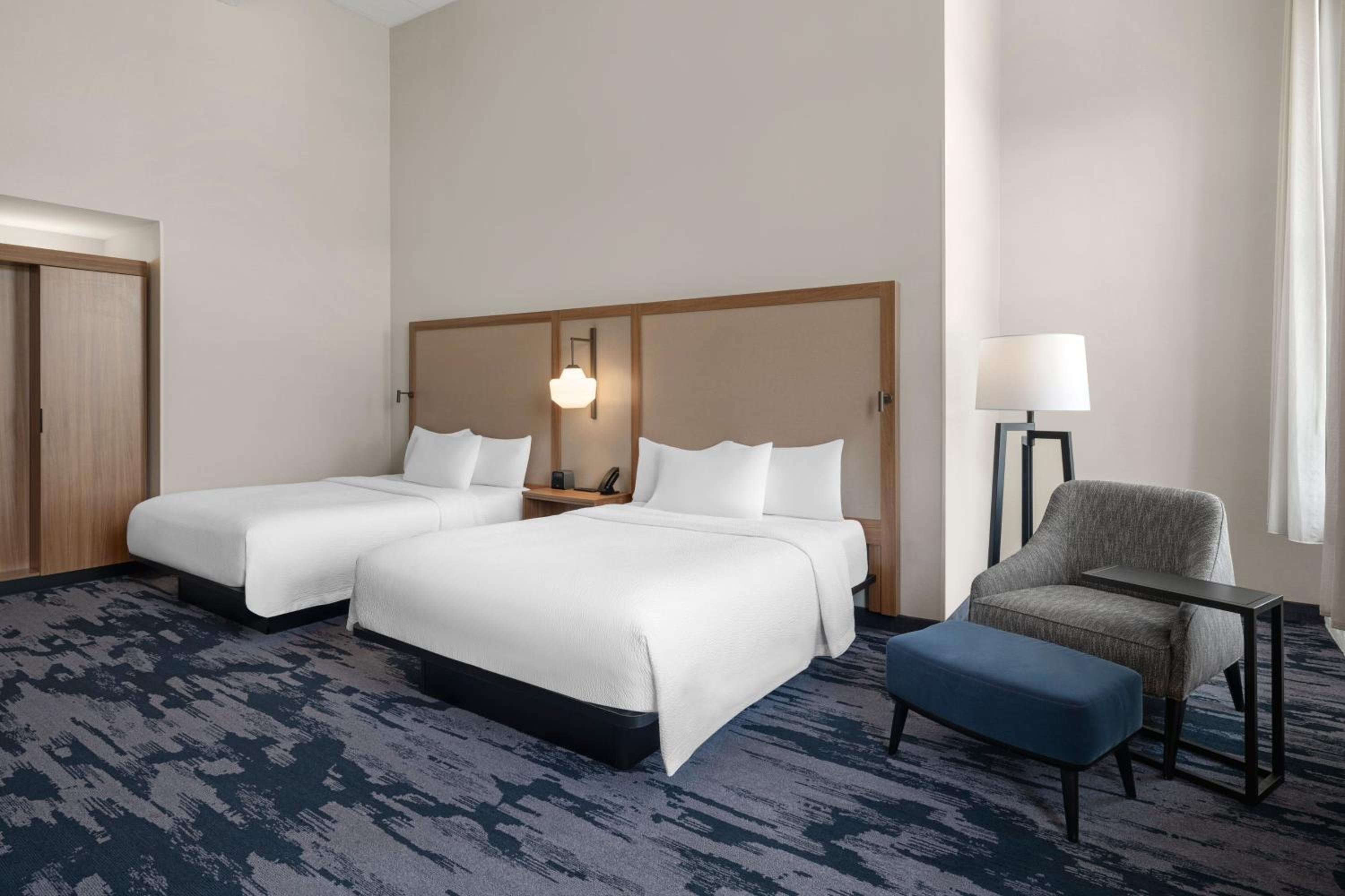 Double Queen Room - Photo 7