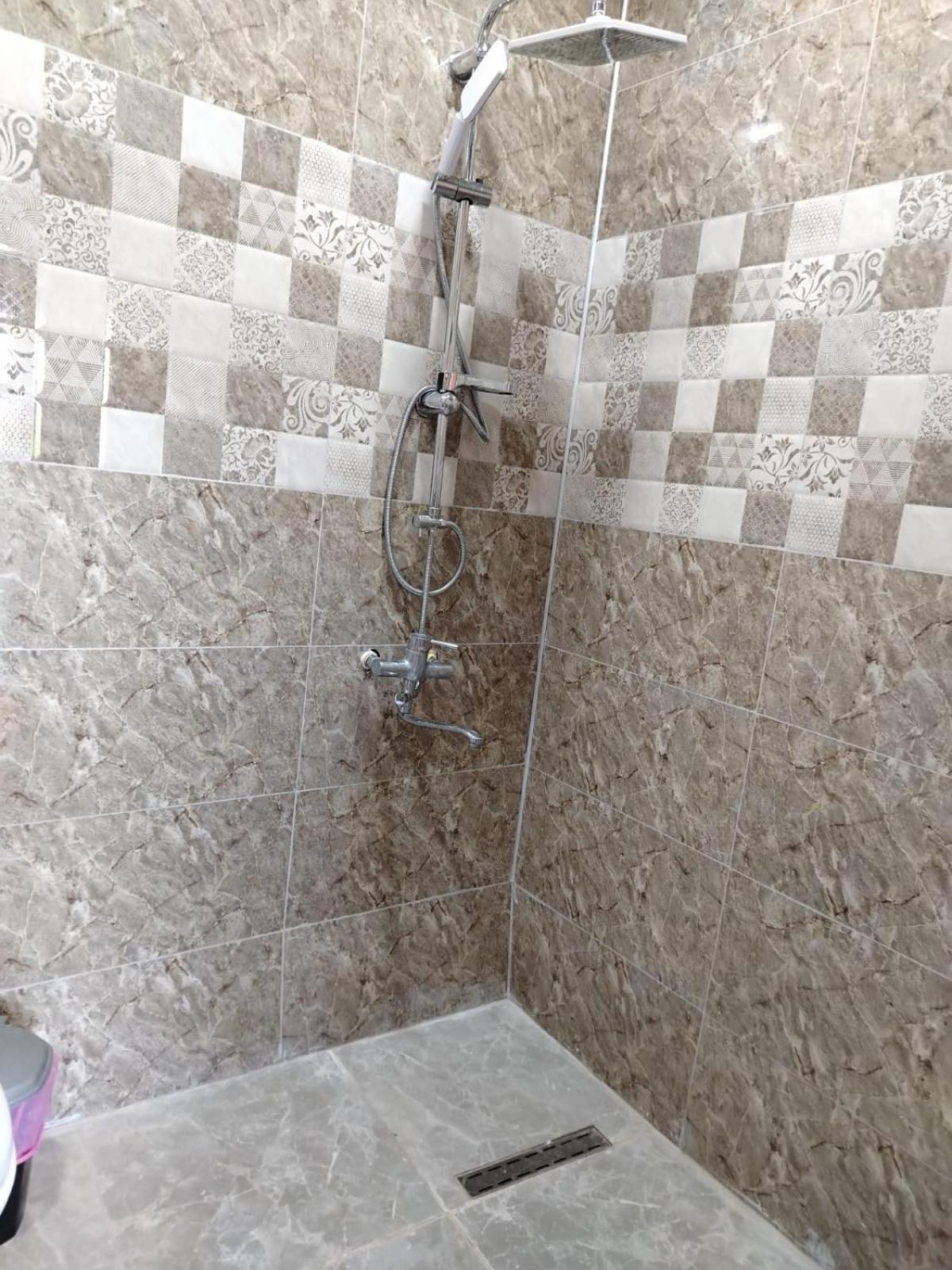 Basic Triple Room With Shared Bathroom photo 3