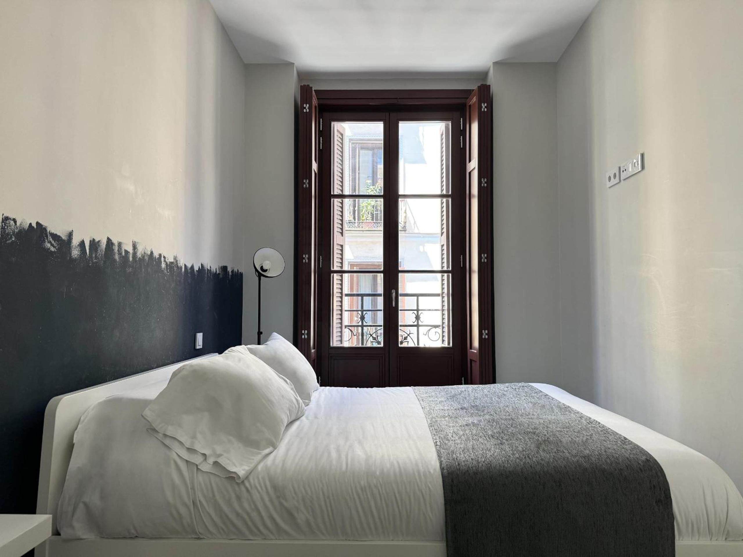 Apartamento Estudio con Balcón VI