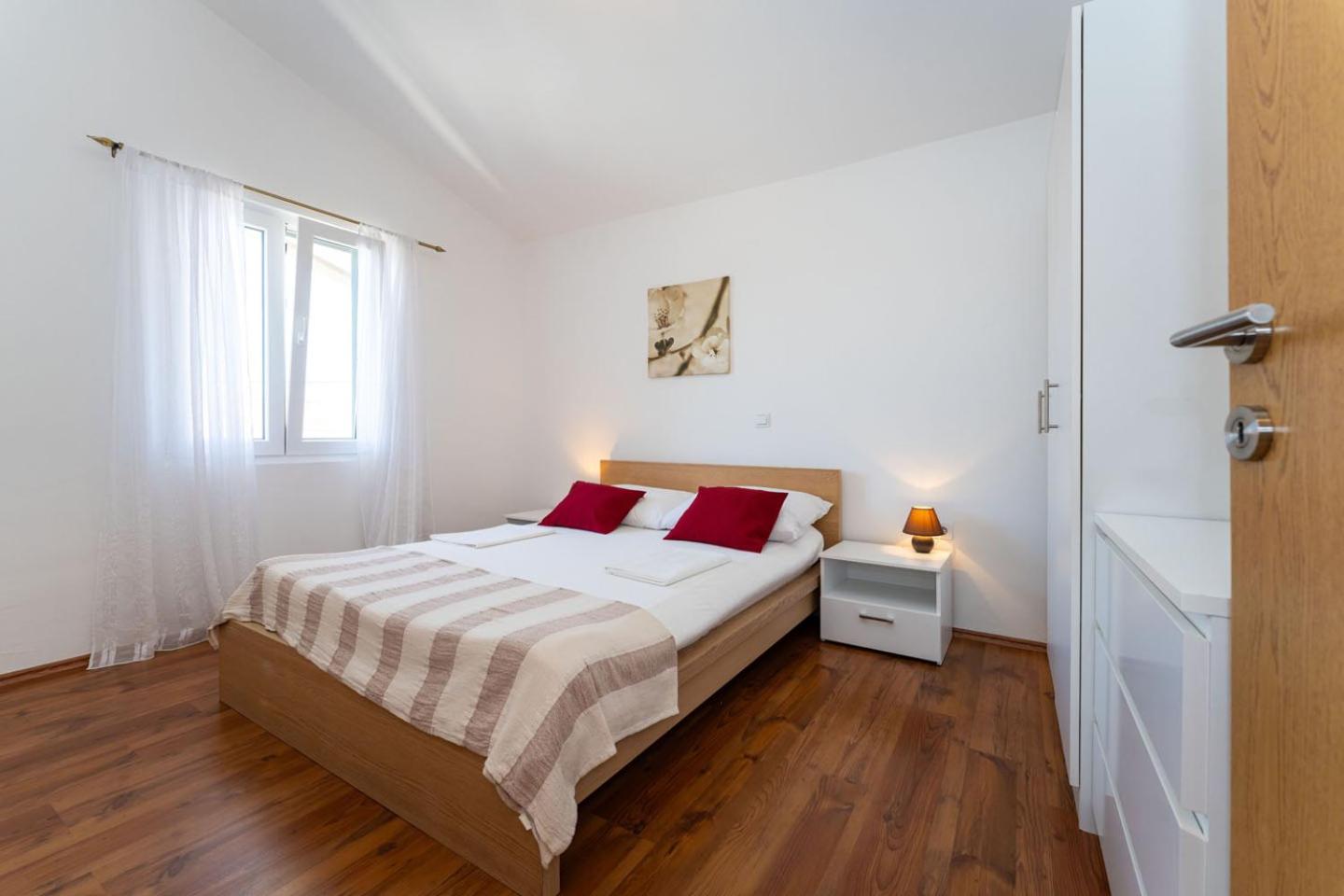 Two-Bedroom Apartment - Photo 16