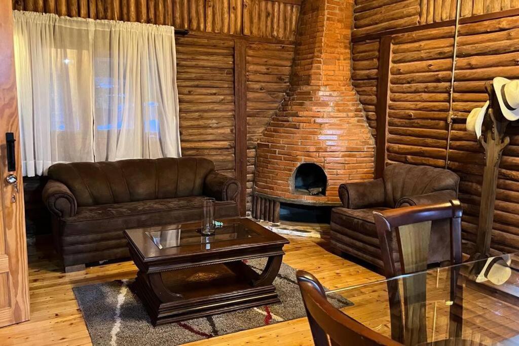 Three-Bedroom House photo 1