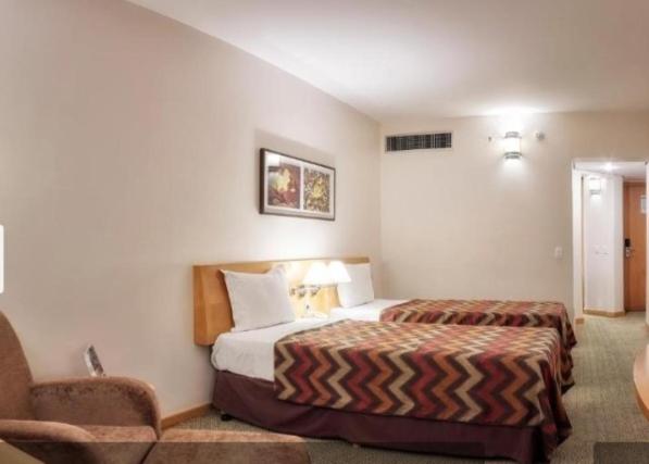 Large Double Room photo 3