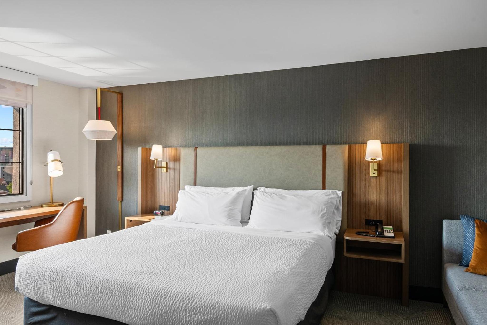 King Suite - Photo 5